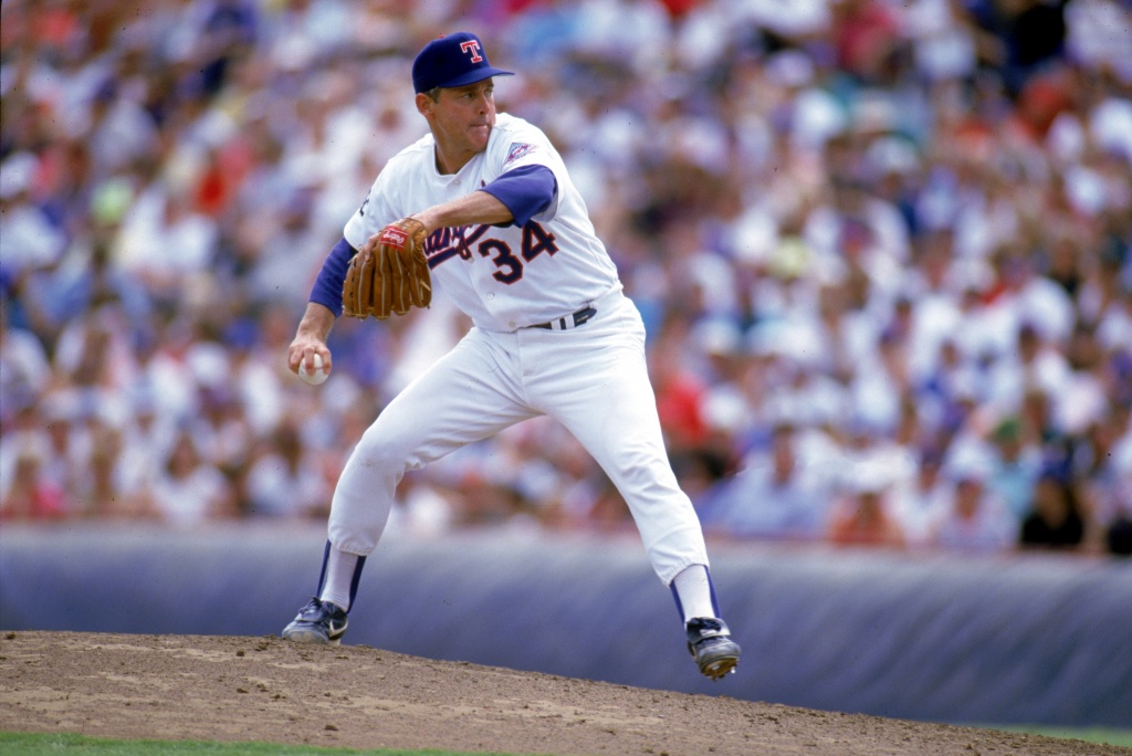 This Day In History: Nolan Ryan Whips Robin Ventura's Ass On this
