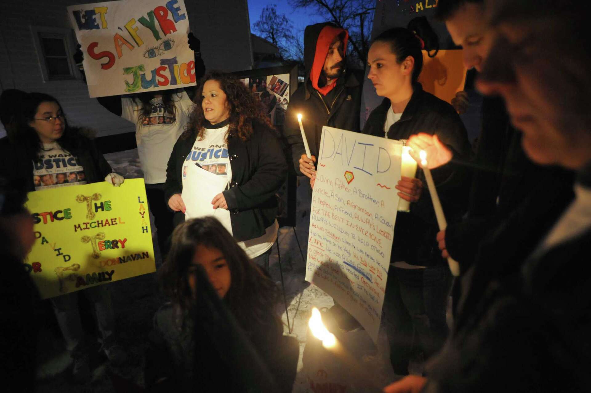 Hulett Rally Supporters rally for Hulett St. fire victims