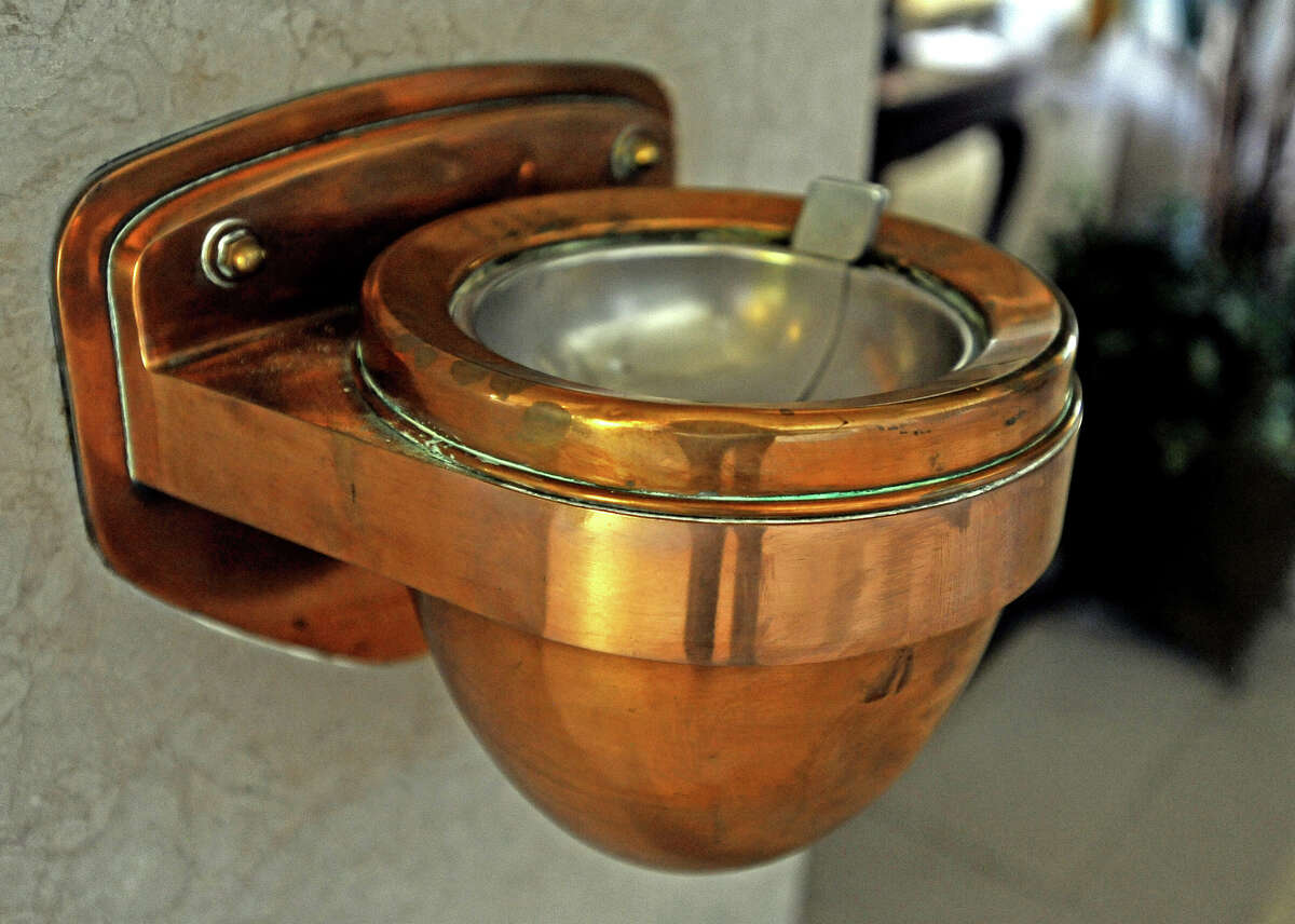 Hotel Beaumont hits the auction block April 1