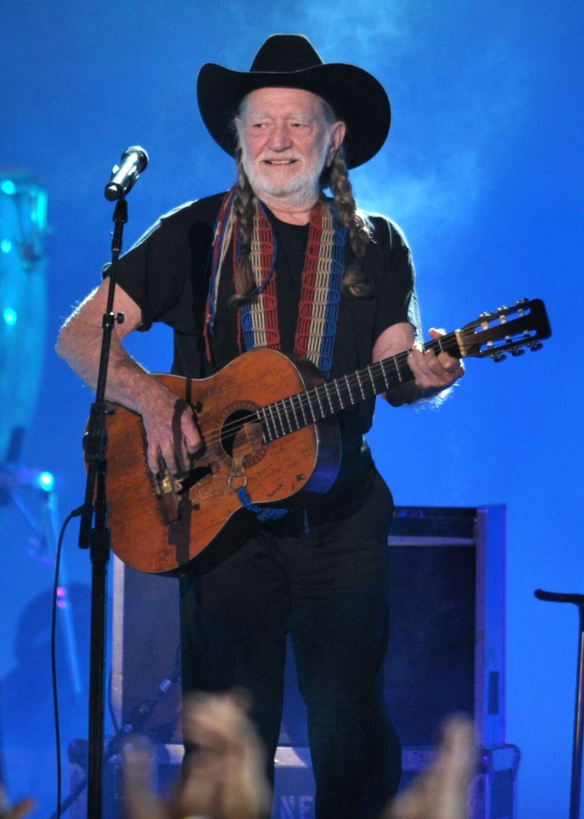 Suzanne Vega, meet Willie Nelson