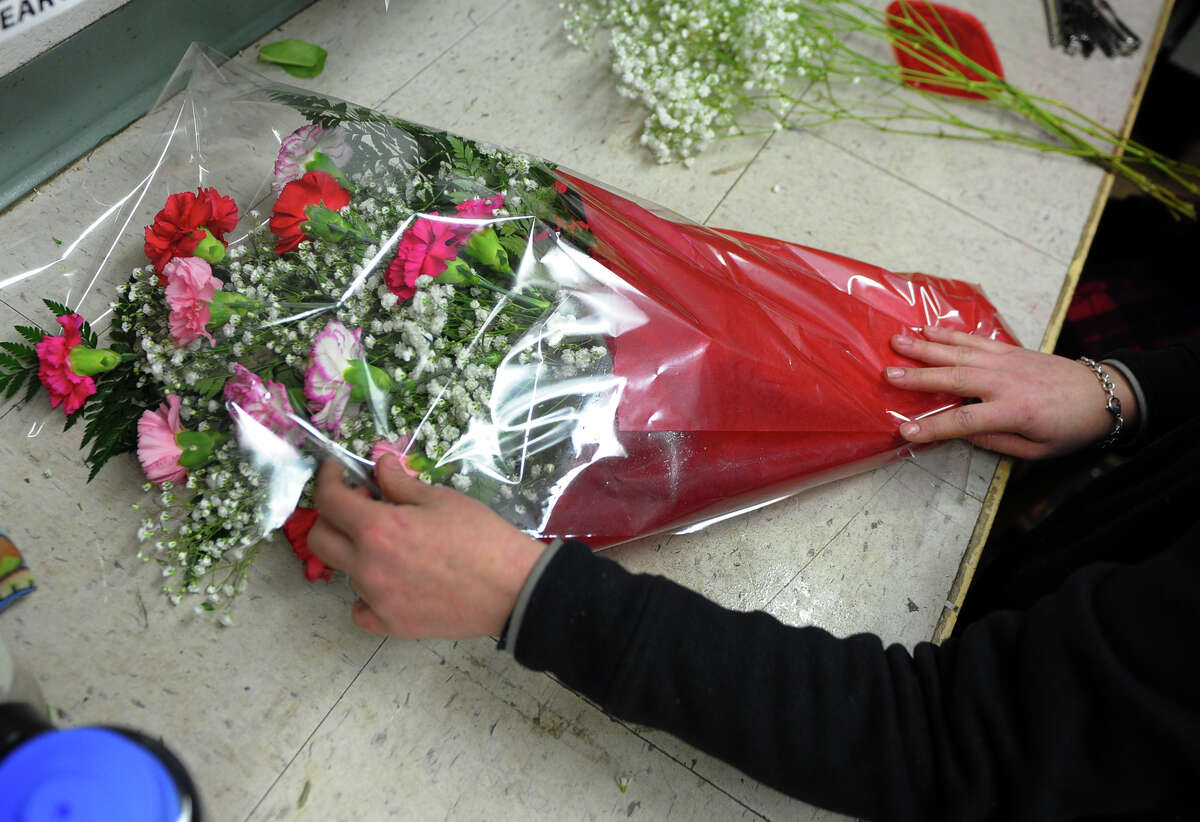 Stamford florists Valentines flowers will arrive, maybe late