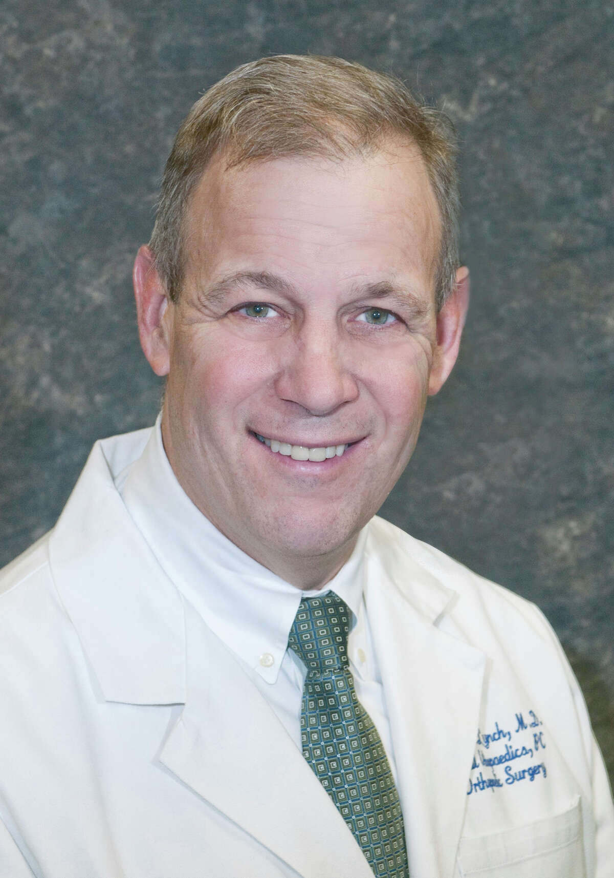 Dr. Michael Lynch