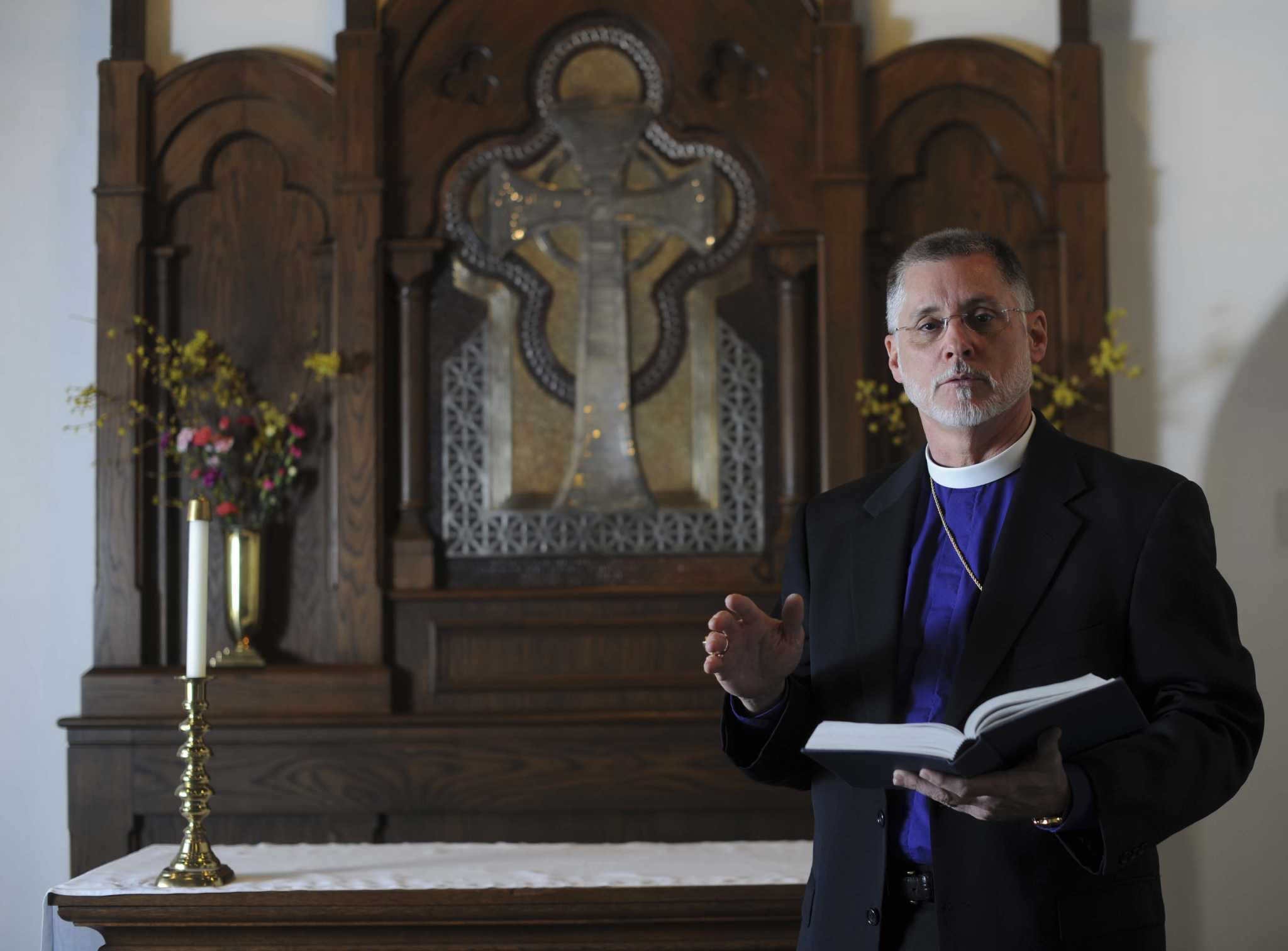 Episcopal bishop announces retirement in 3 years