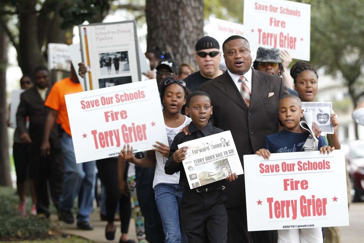 School closure protest outside HISD chief's home draws two dozen