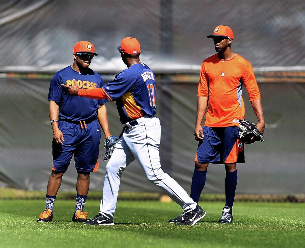 Astros use Mother's Day to fight breast cancer