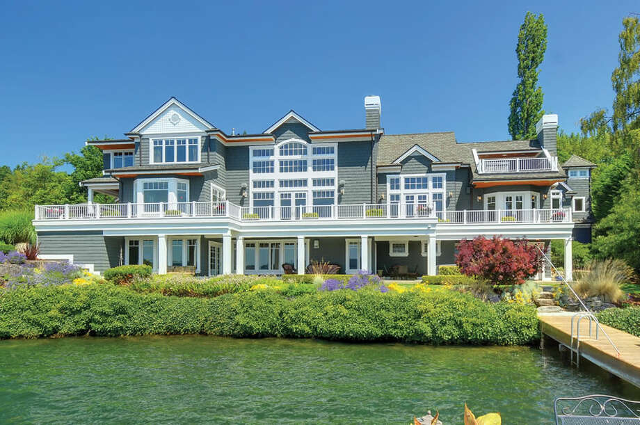 A Chance To Win This House For 150 Seattlepi Lake Side Of A 5 Million Sammamish House That Is The Grand Prize In