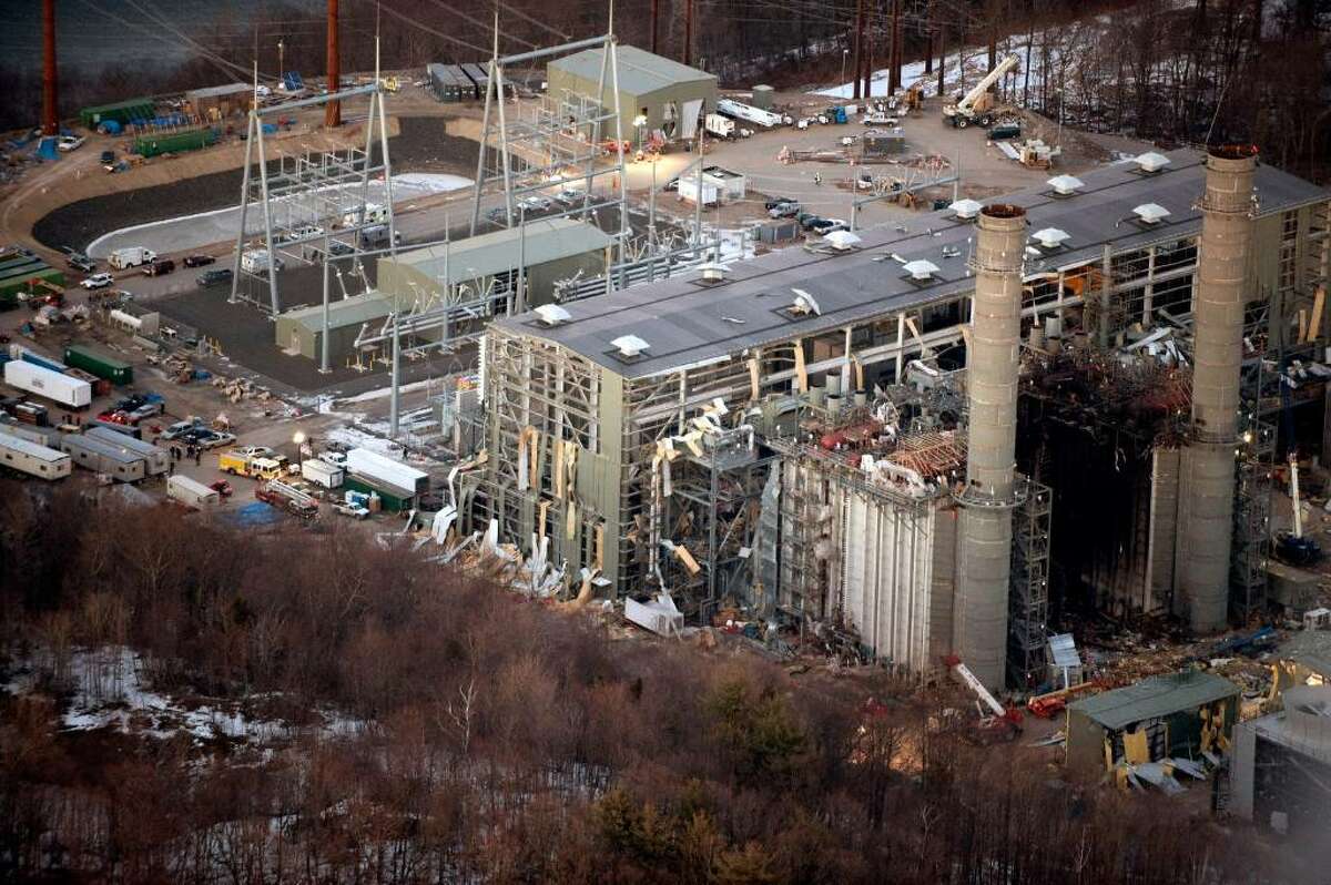 At least 5 dead in power plant explosion