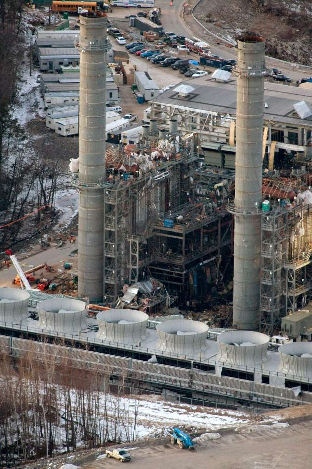 At least 5 dead in power plant explosion