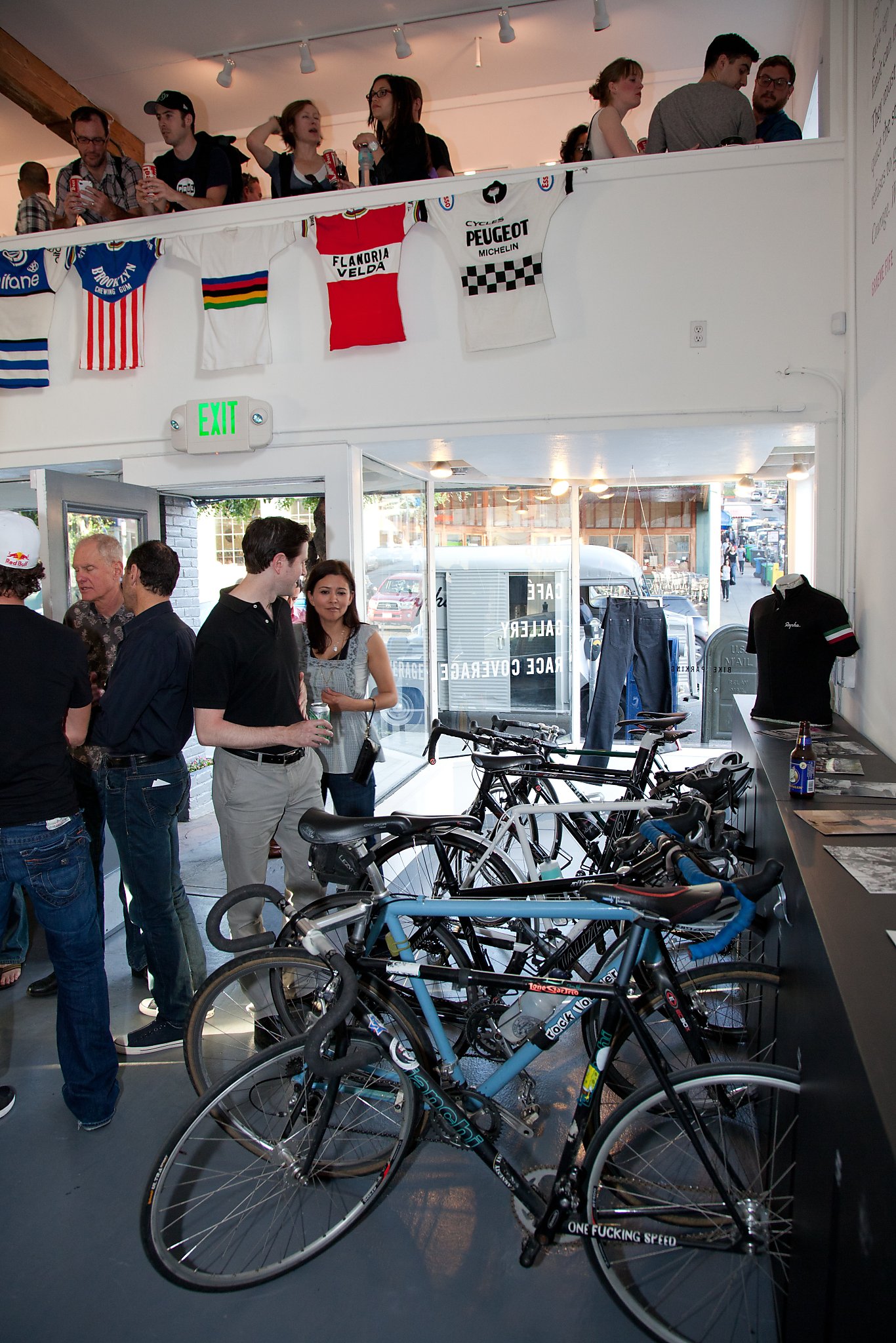 rapha cycling club