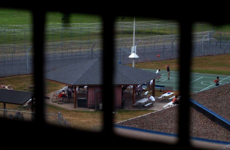 Prisoner advocates praise solitary confinement reform