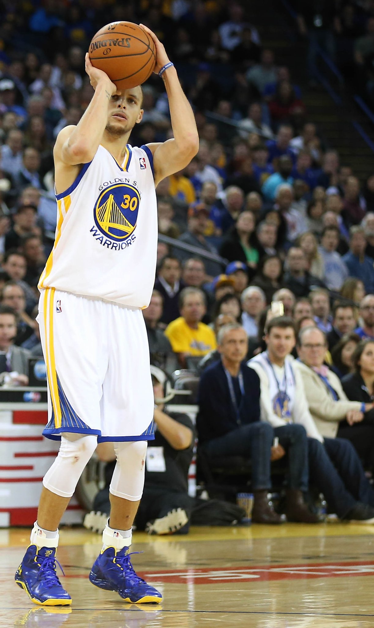 Midrange jumper vanishing from all levels of basketball SFGate