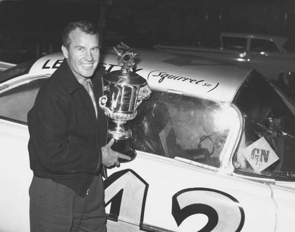 1959: Lee Petty Driving an OldsmobileStarting position: 15