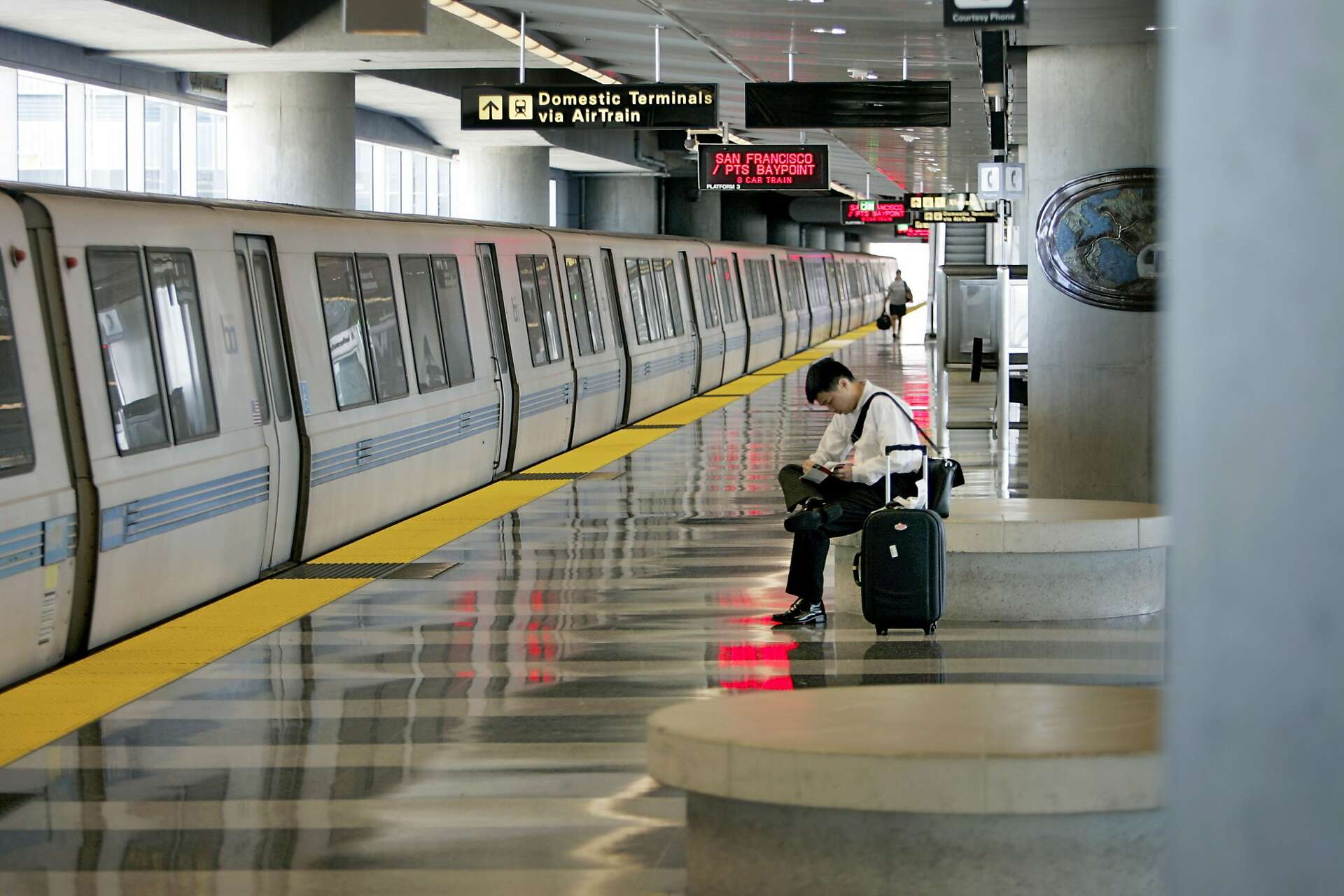Sfo Bart Station Terminal