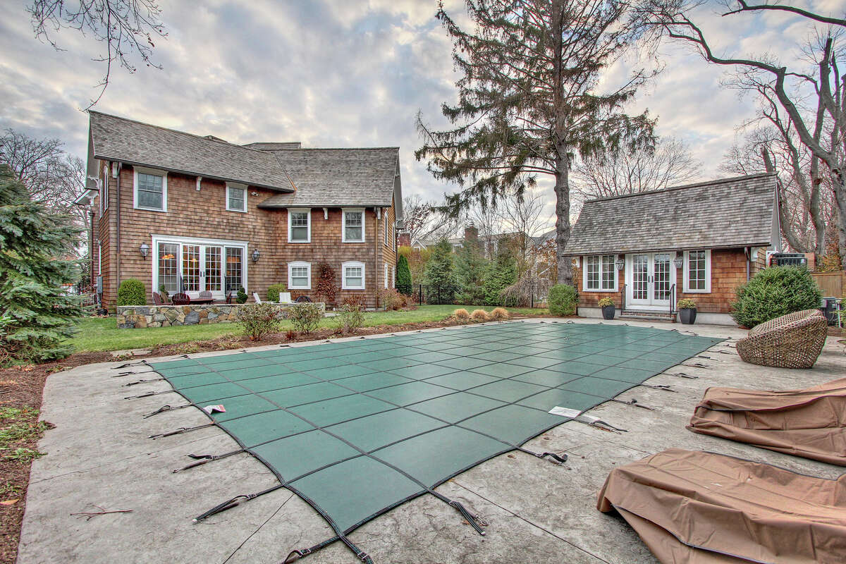 On the market Colonial is showcase for distinctive design