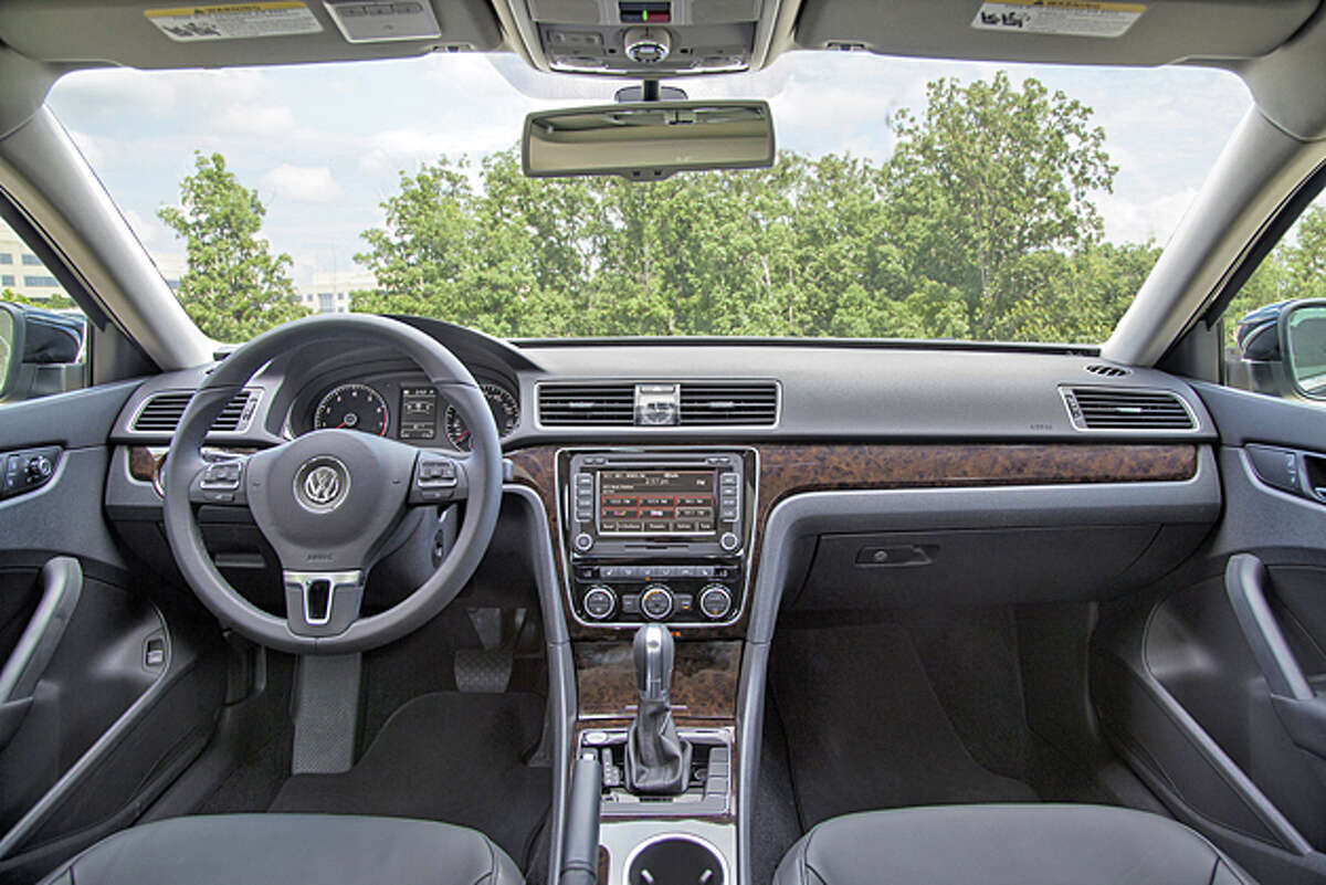 aluminium tekort Scherm Better Base: 2014 Volkswagen Passat 1.8T SEL Premium