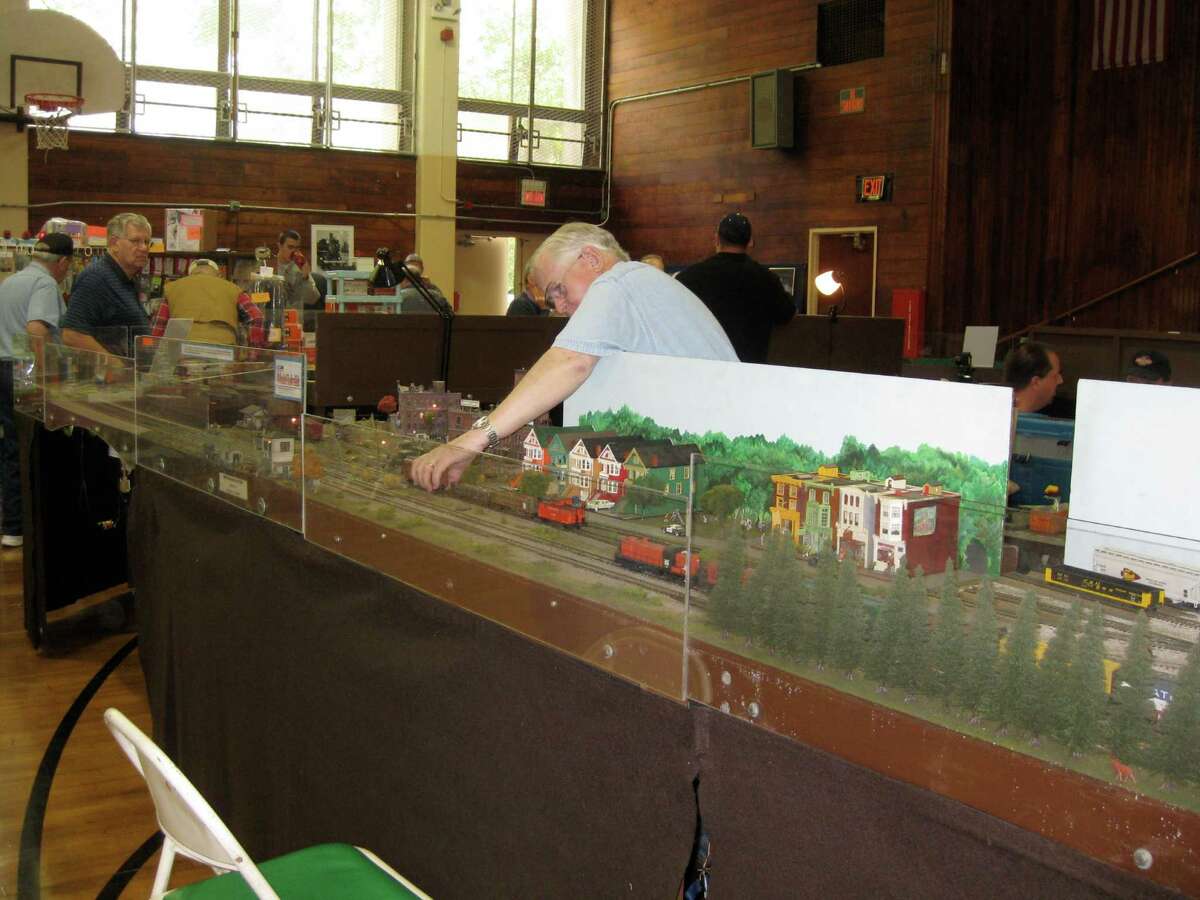 The Southern Connecticut Model Train Show chugs into Greenwich