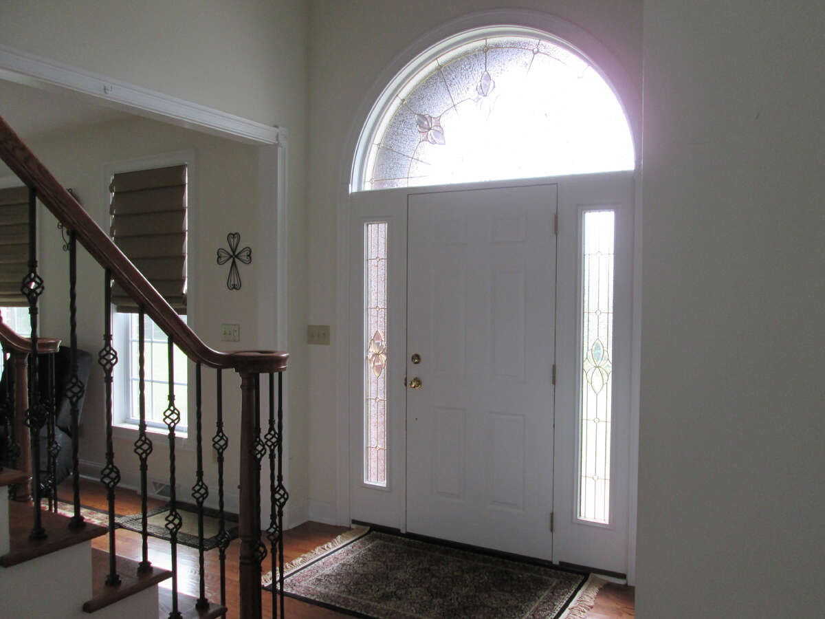 House of the Week Colonial in East Greenbush