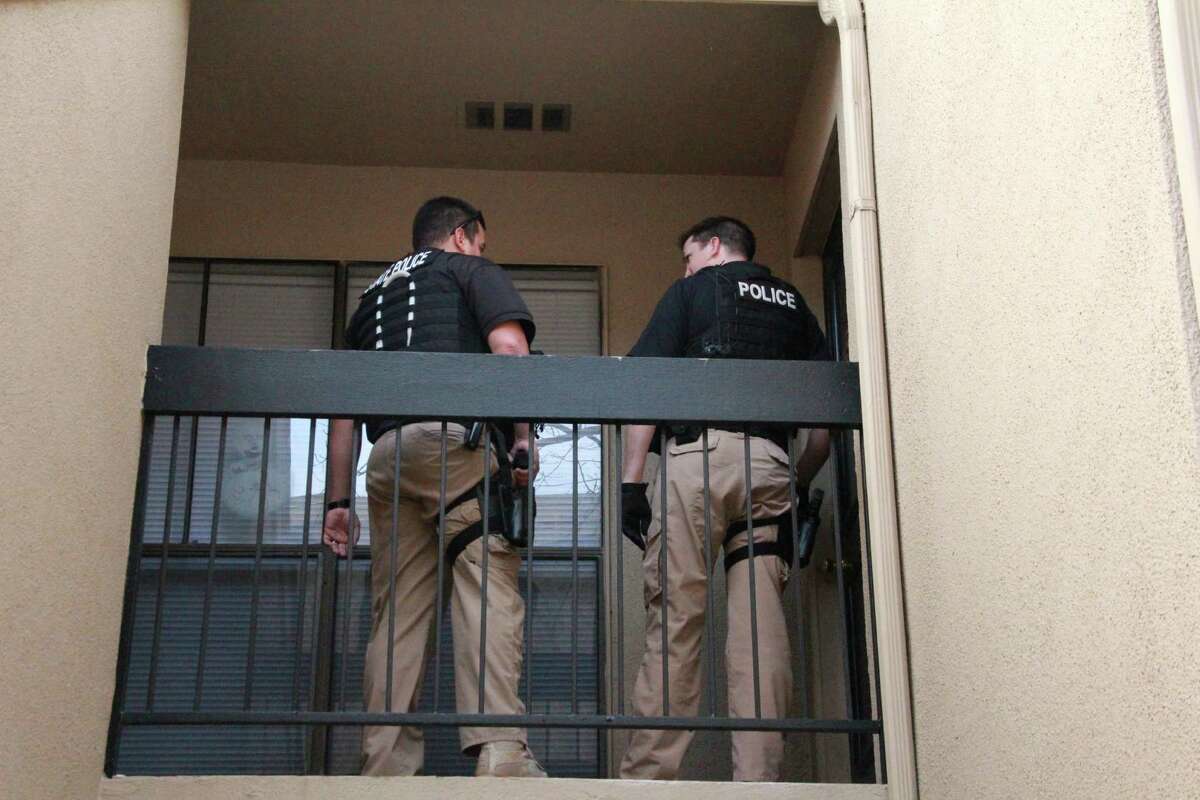 Abbott, Houston DA announce domestic violence sweep