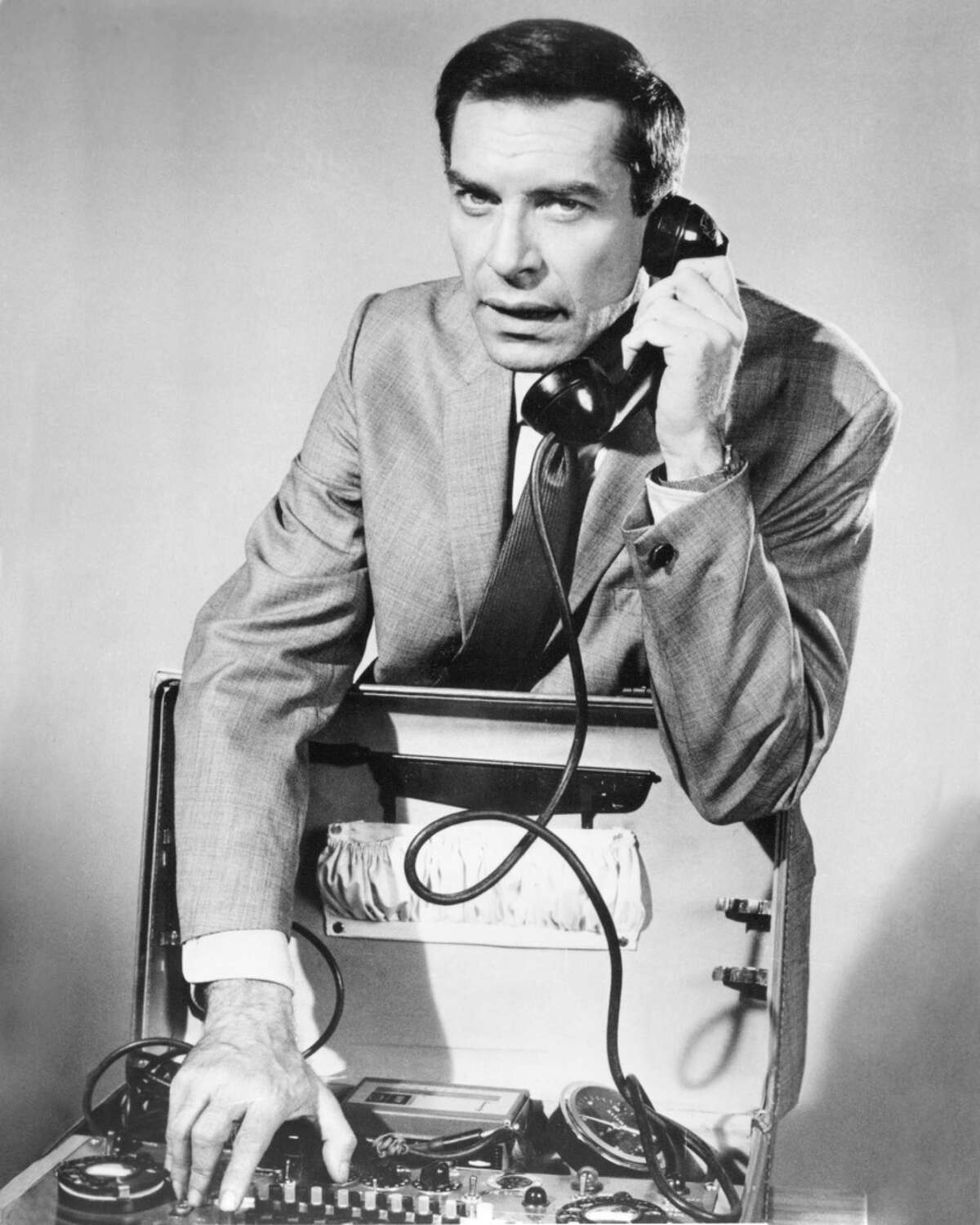 Martin Landau as agent Rollin Hand in the TV series "Mission: Impossible."