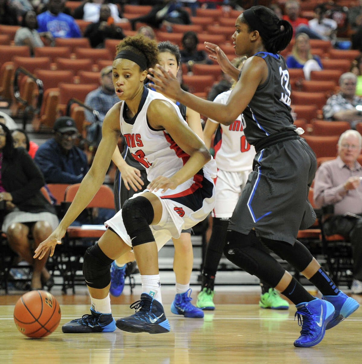 Manvel routs Plano West for spot in girls 5A state final