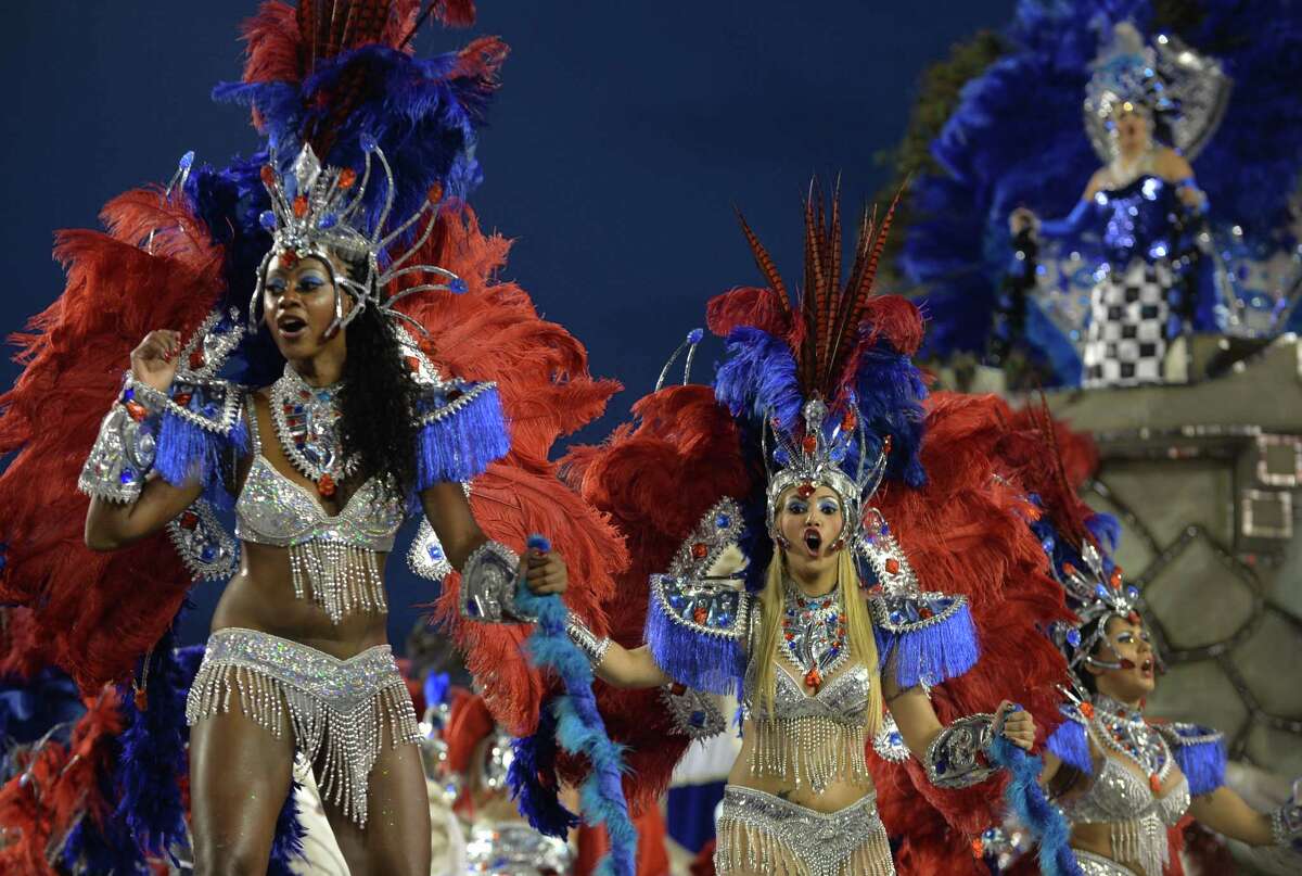 Carnival 2014: Parade of madness, magic and skin begins