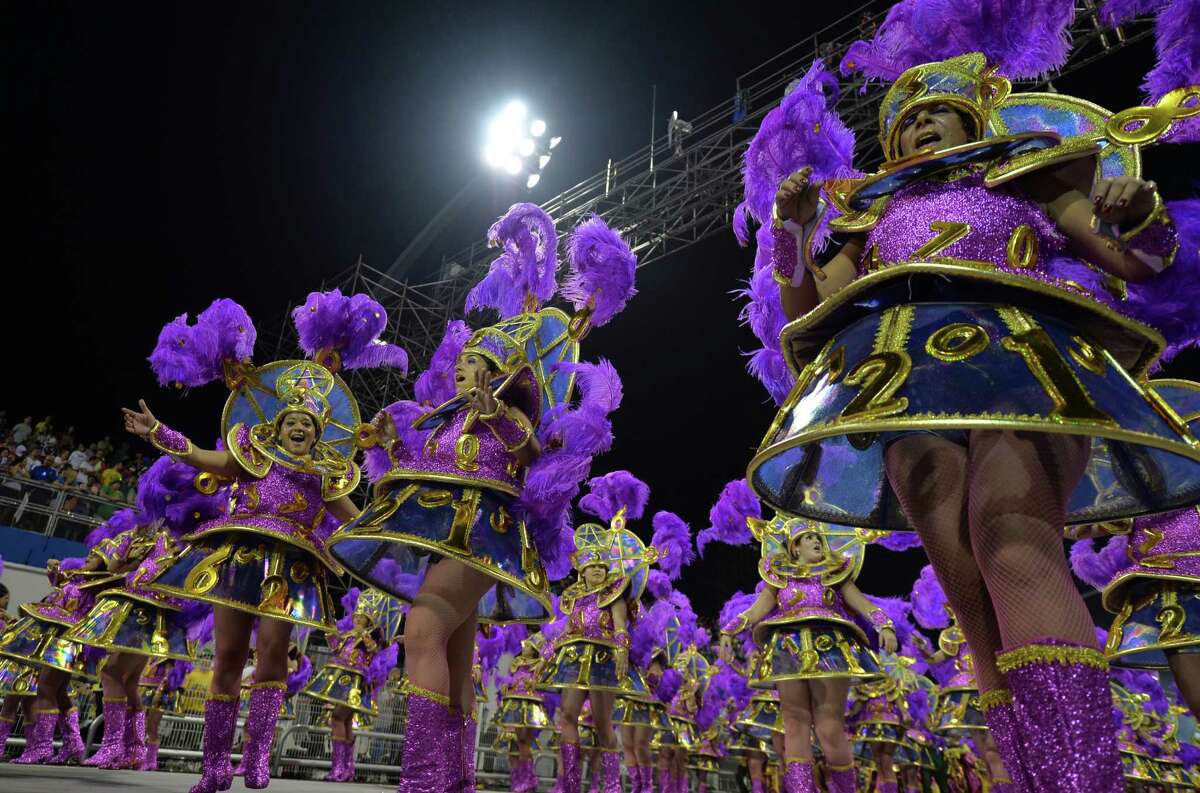 Carnival 2014: Parade of madness, magic and skin begins