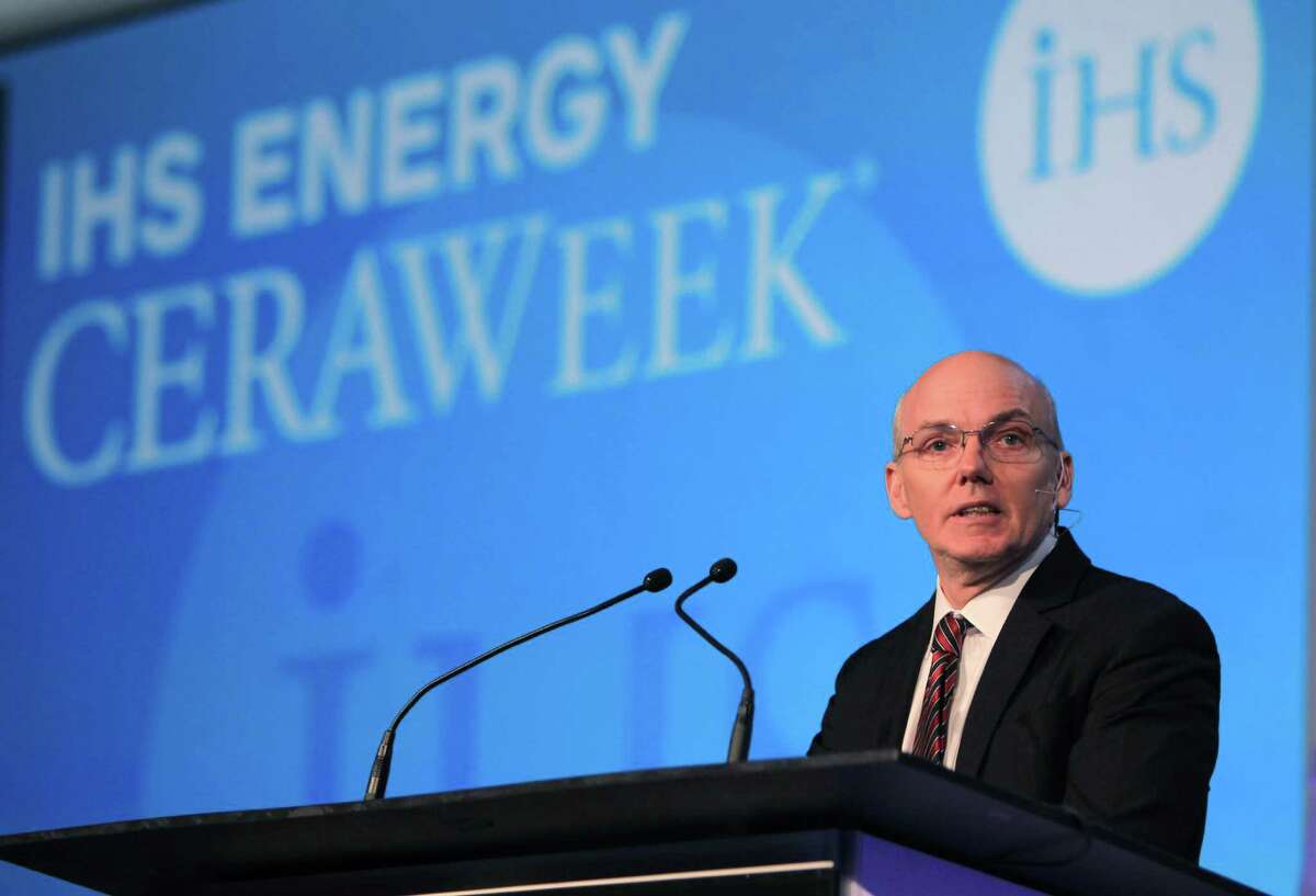 Chair Scott Key, President and CEO, IHS, introduces U.S. Sen. Lisa Murkowski, R-Alaska, as the keynote speaker to discuss U.S. Energy Policy Crossroads during CERA Week at the Hilton of the Americas on Monday, March 3, 2014, in Houston. ( Mayra Beltran / Houston Chronicle )