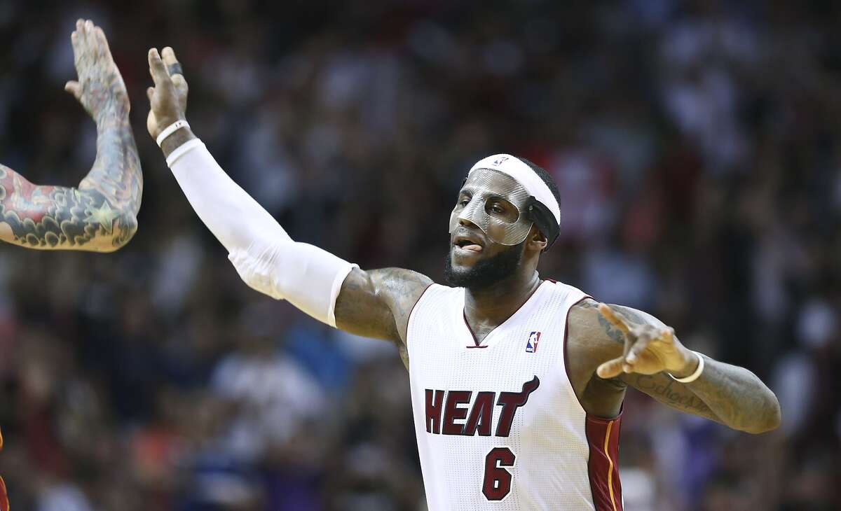 LeBron James pours in career-high 61 points, a Heat record
