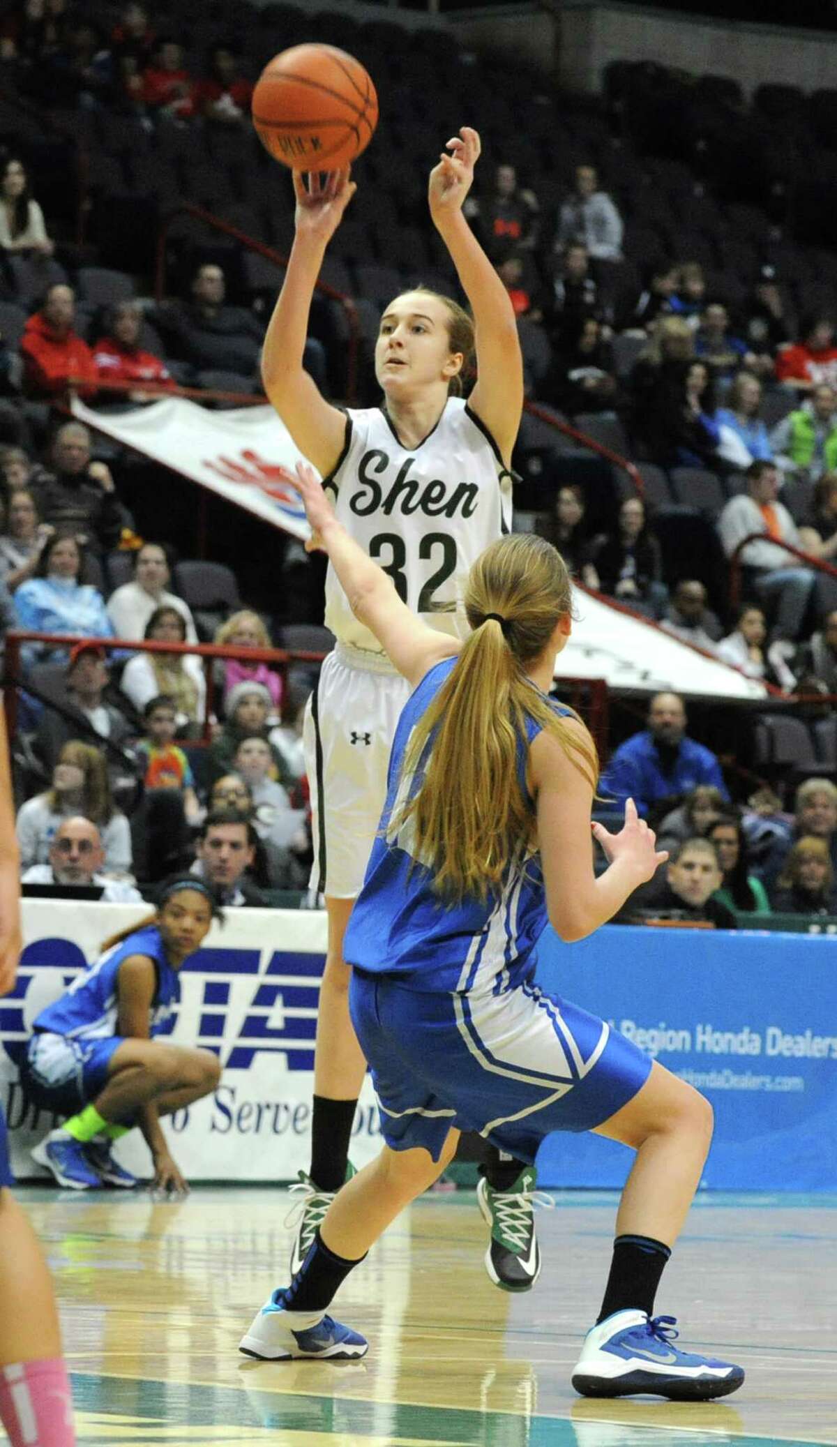 Shen Surprise Defeats Albany