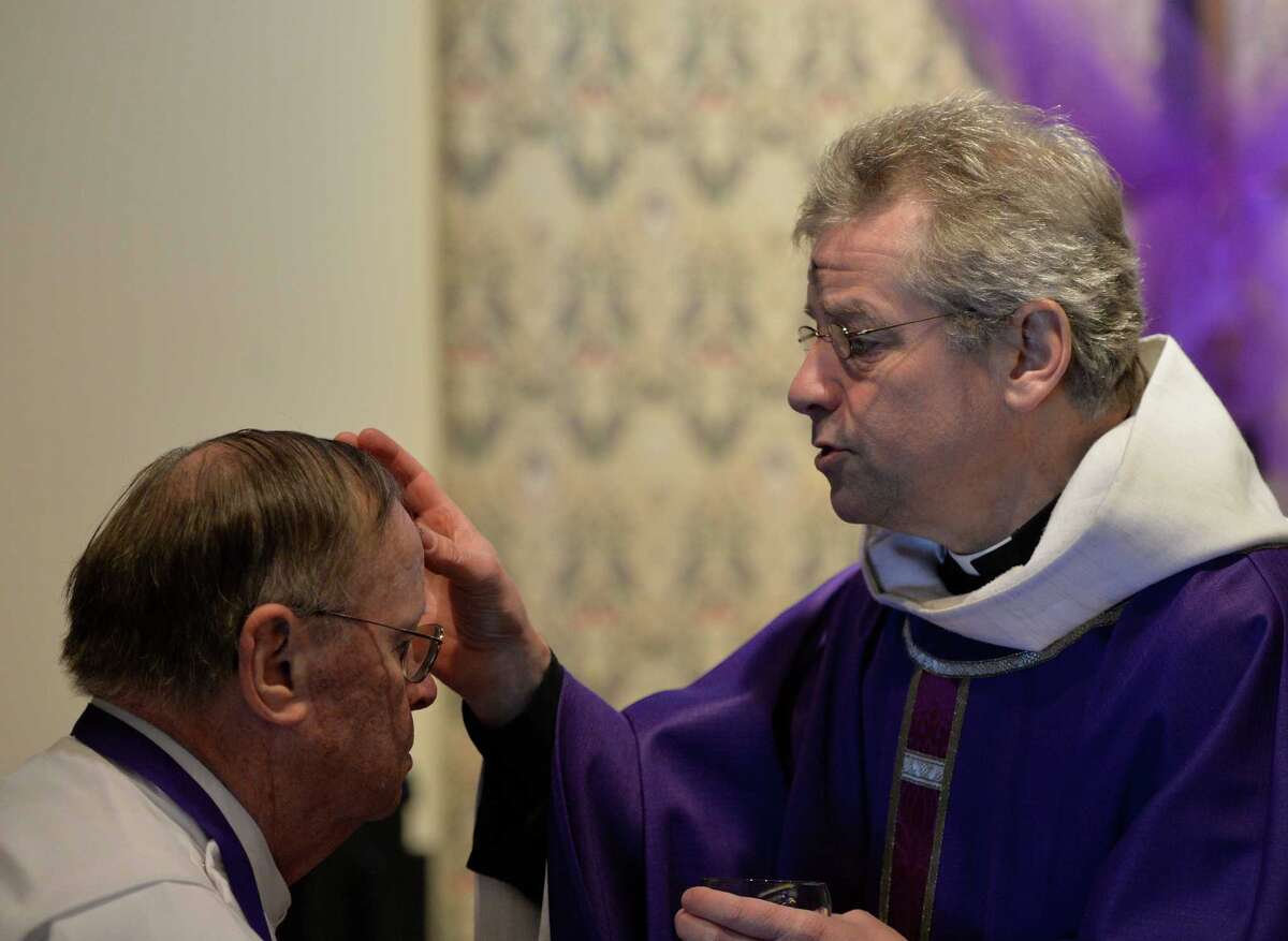 Photos Ash Wednesday ushers in Lent
