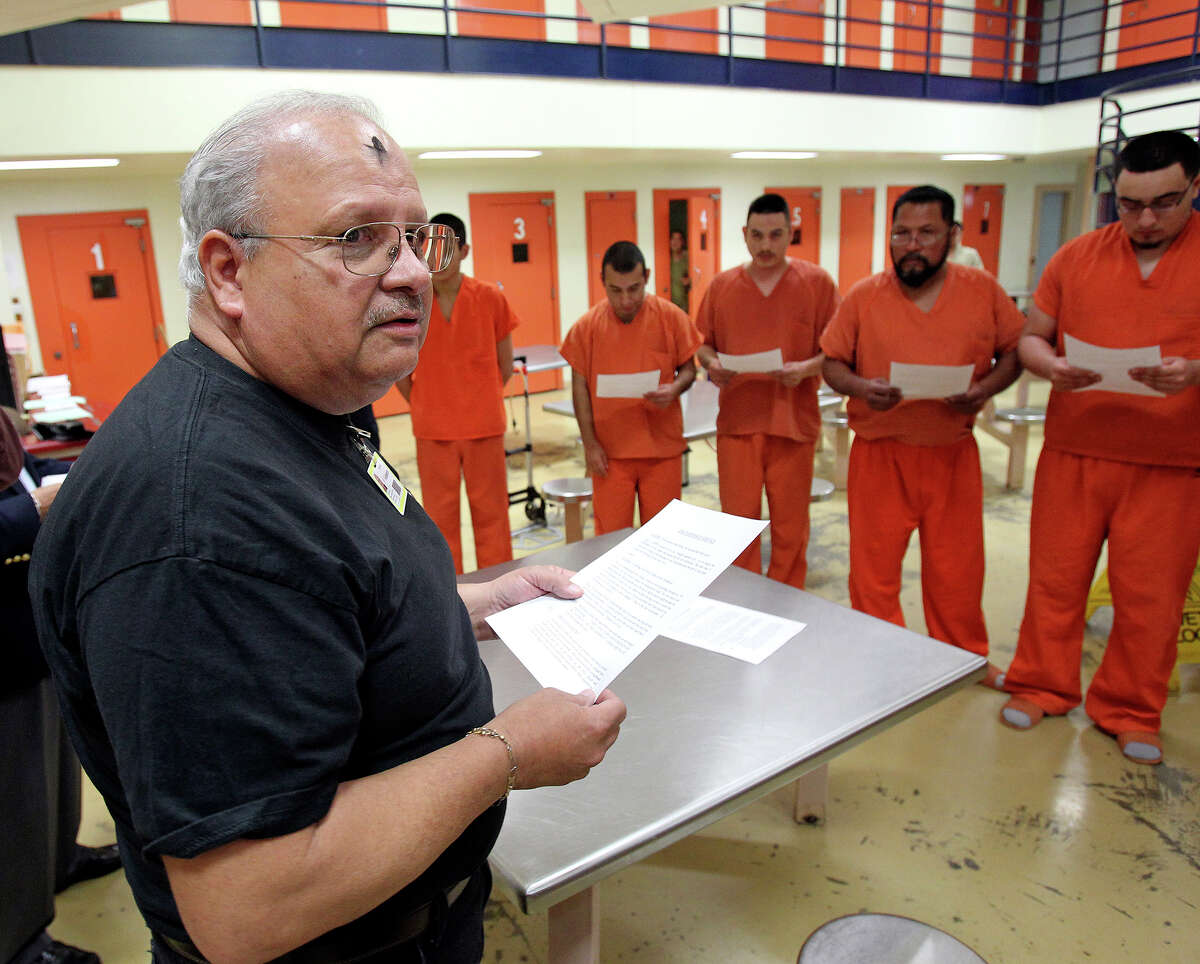 Bexar County inmates receive ashes