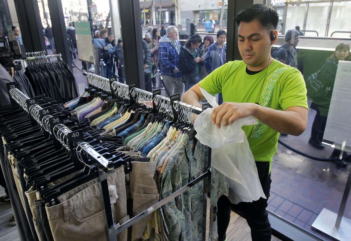 Nordstrom Rack opens at Fifth and Market, S.F.