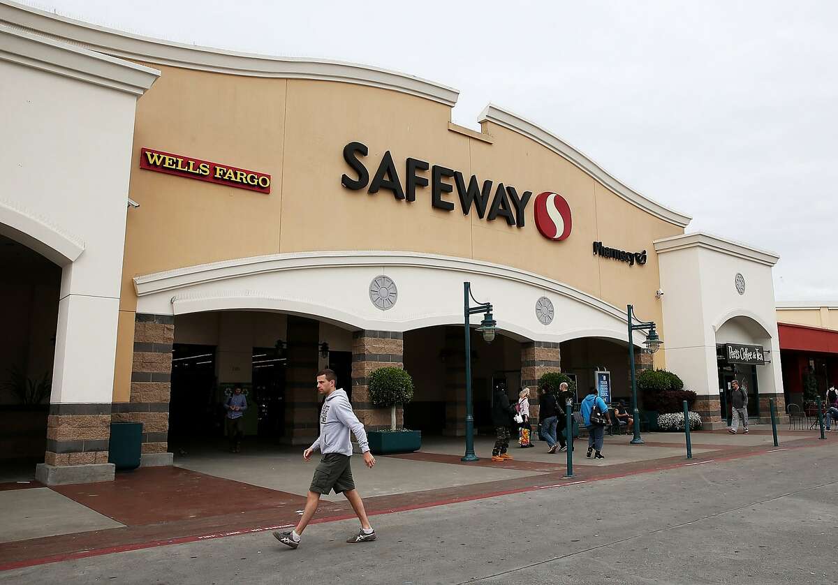 Safeway sells chain to Cerberus for near 9.2 billion