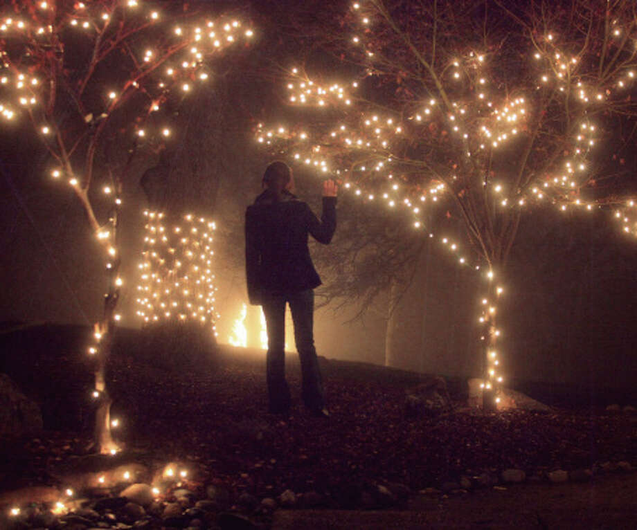 You now understand the people who leave their Christmas lights up all year around and even burn them during the day. Photo: Brooke Johnson . Queline Photography, Getty Images/Flickr Select / Flickr Select