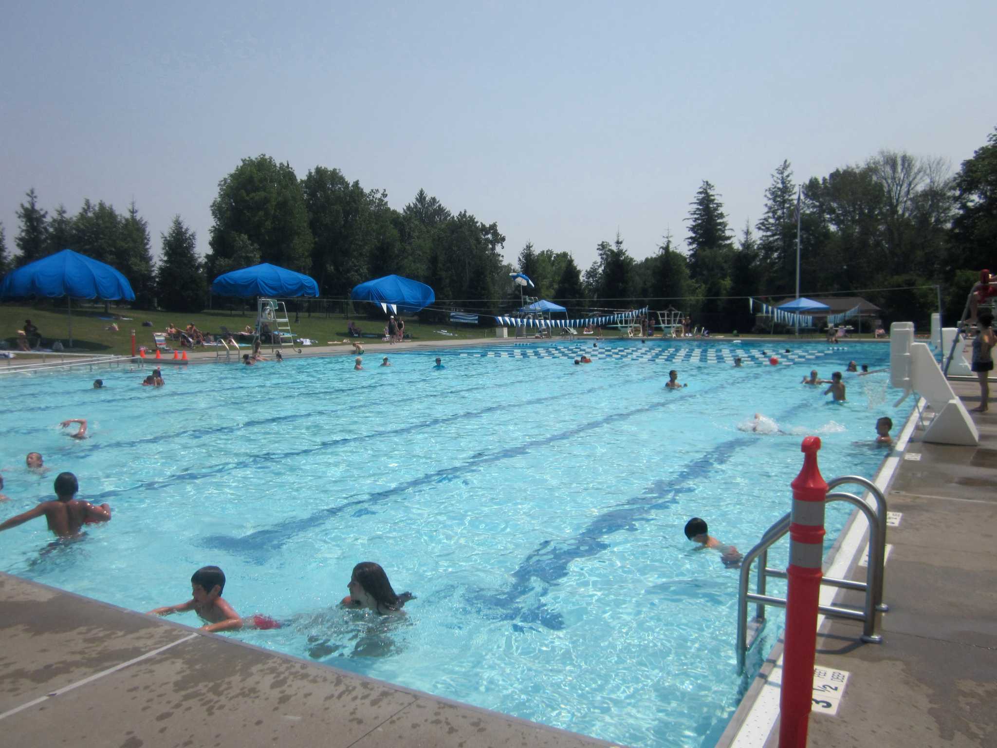 Beaudesert Local Pool Despite last year's petition, town considers opening pool to nonresidents