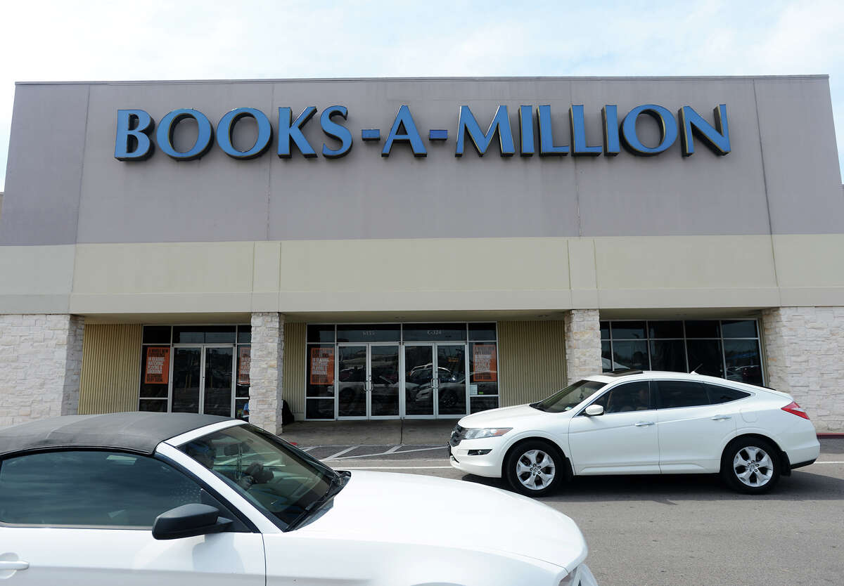 BooksAMillion closes, will reopen as a first for Texas