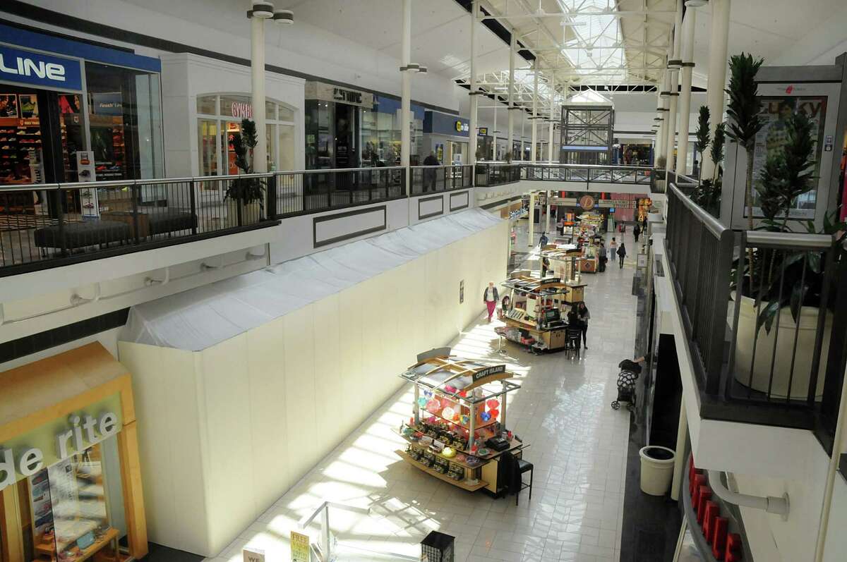 Deerbrook mall is updating for spring season