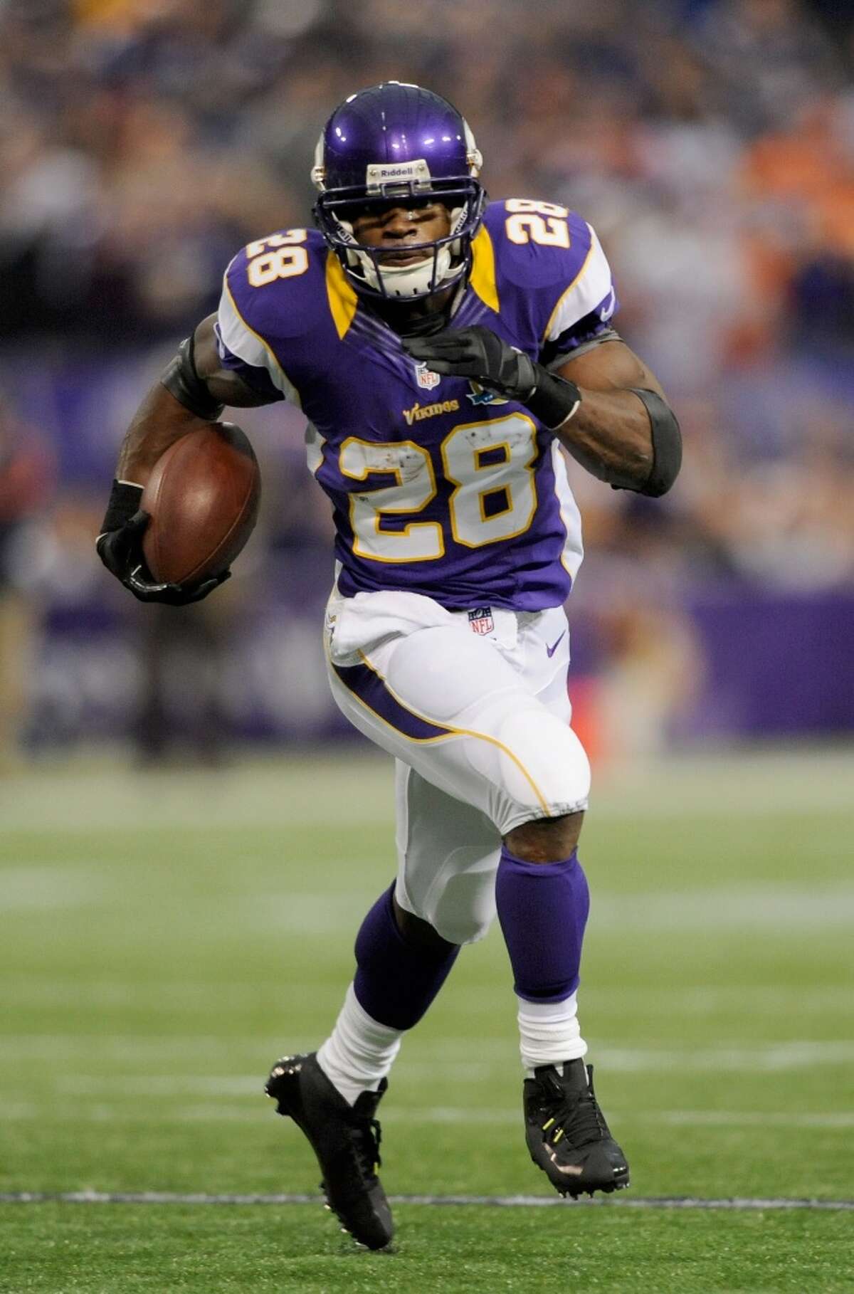 Texas Rangers investigate leak of Adrian Peterson police file