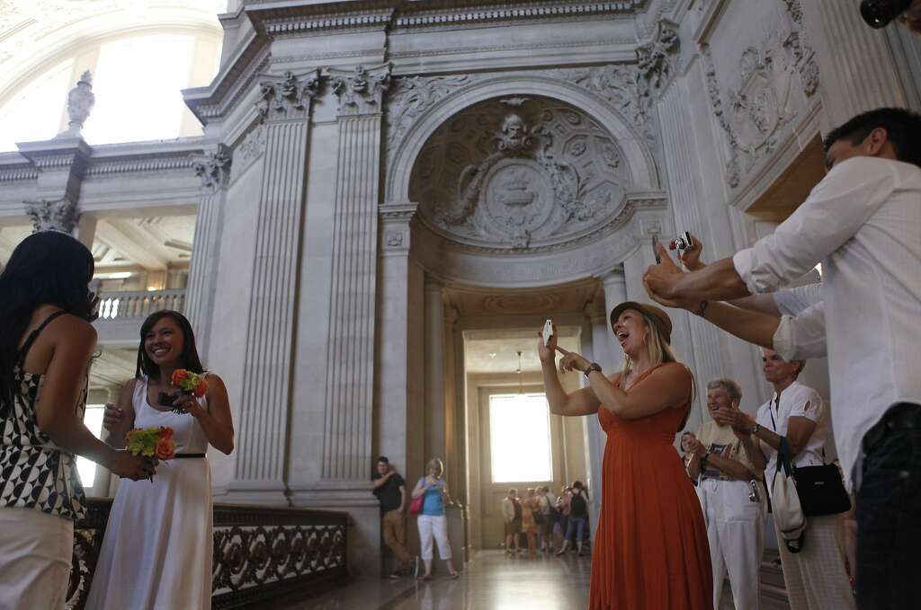 Historic Venues For Bay Area Weddings Sfgate As Arguably The Most Iconic Wedding Venue In Bay Area City Hall Needs Little