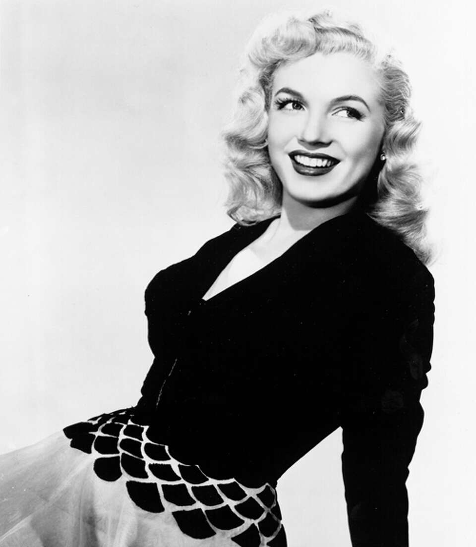 10 retro hairstyles that still look trendy, image size:960x1104