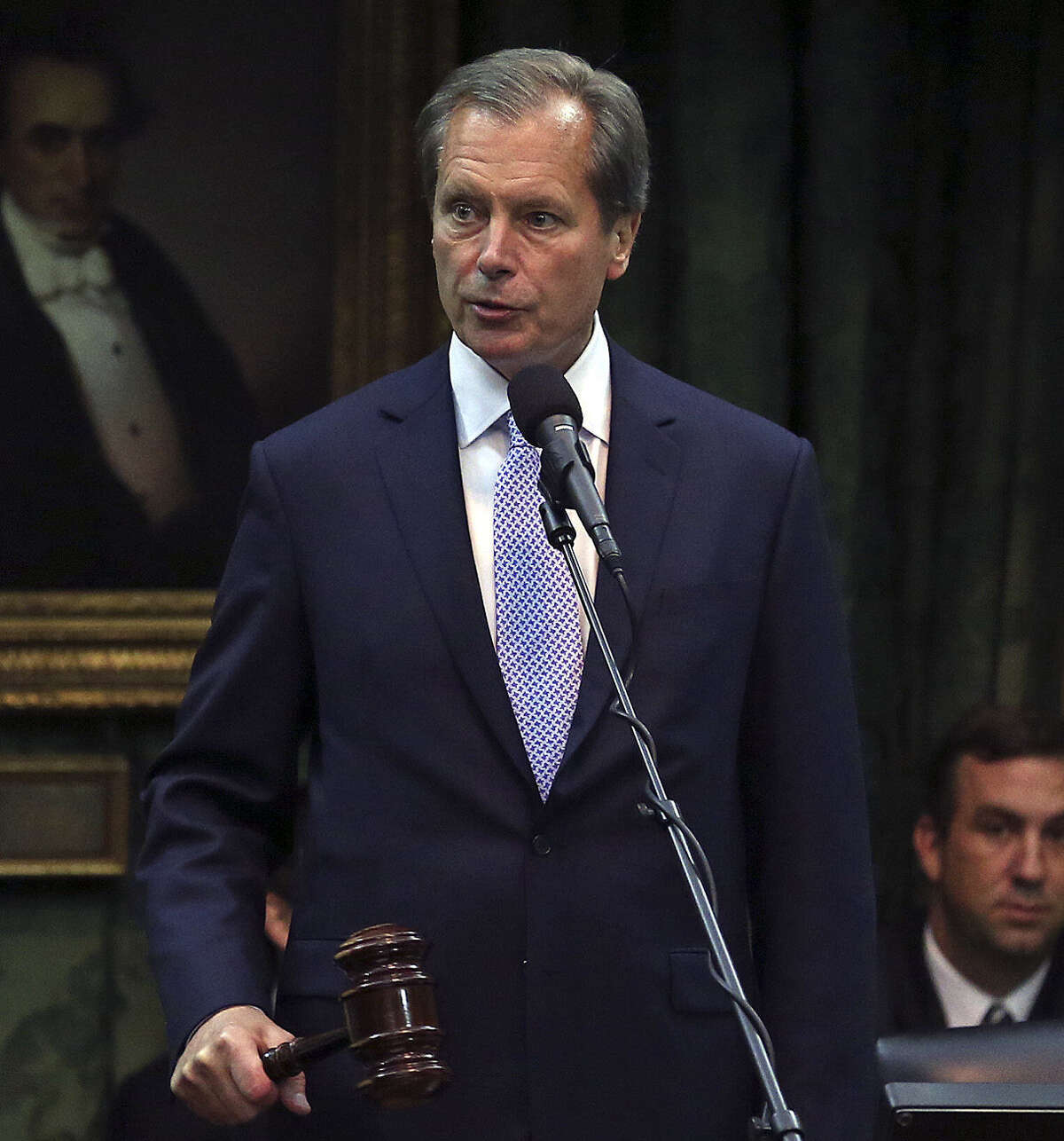 Lt. Gov. David Dewhurst says Patrick “showboats” and isn't able to work with others.