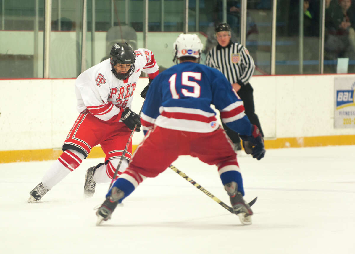 Fairfield Prep holds off Glastonbury to gain Division I hockey semifinals