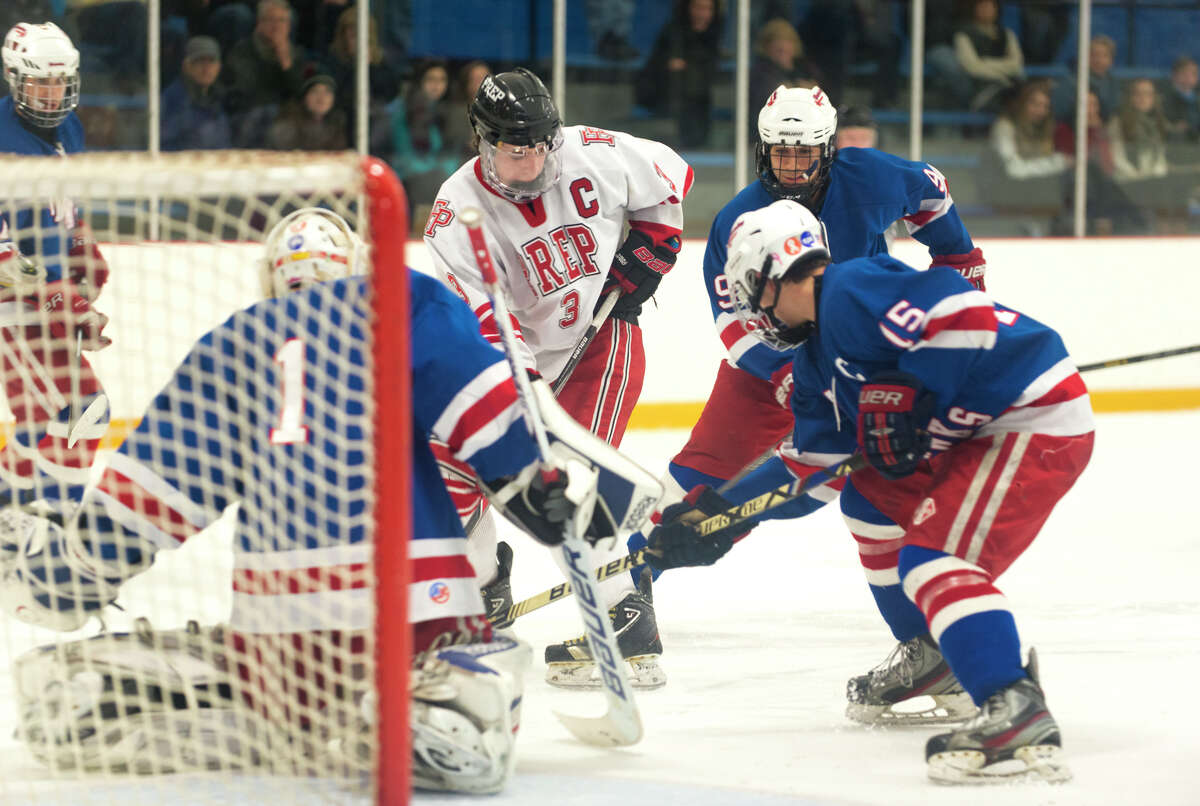 Fairfield Prep holds off Glastonbury to gain Division I hockey semifinals