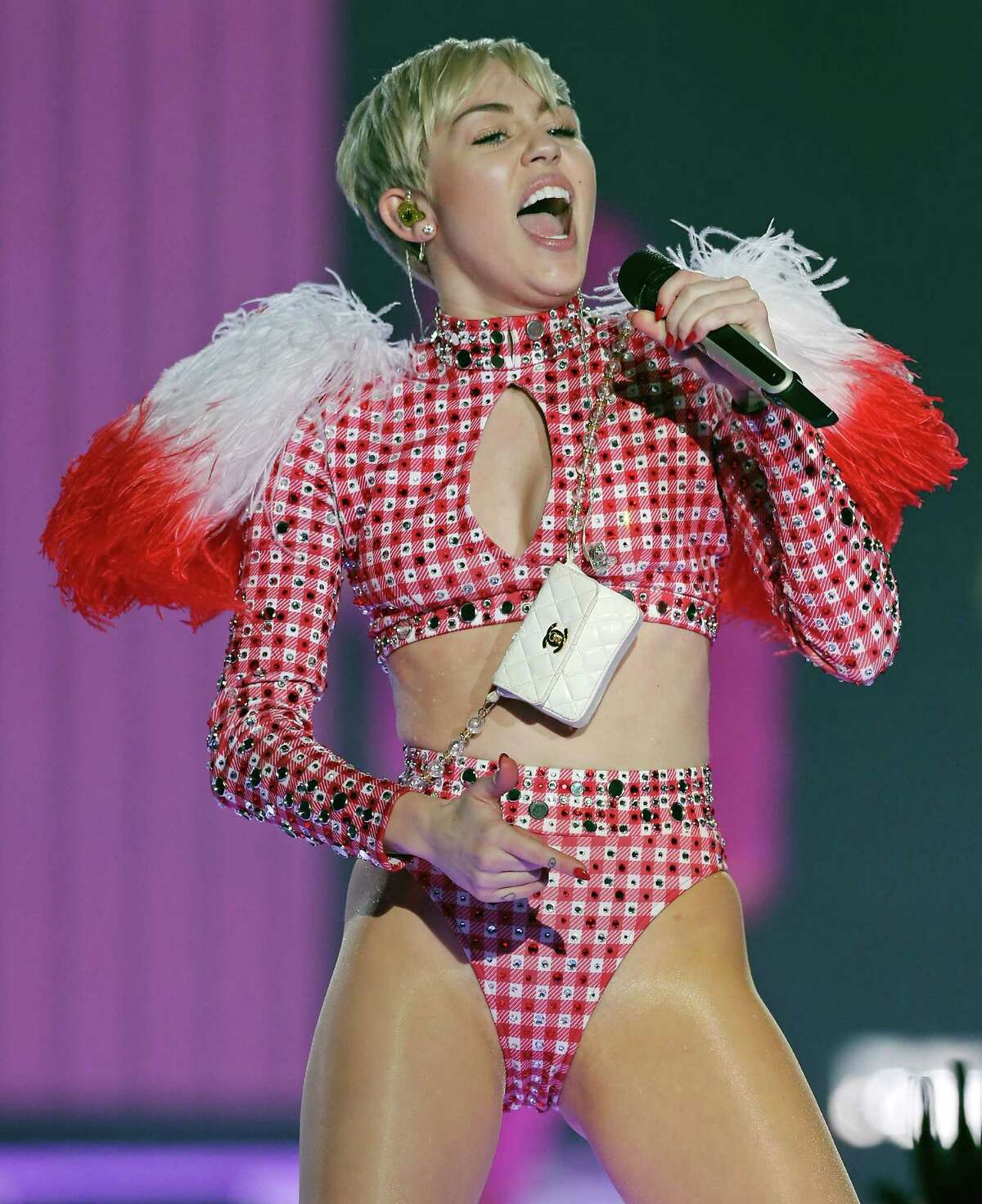 Miley Cyrus Under Criminal Investigation For Twerk Stunt With Mexican Flag