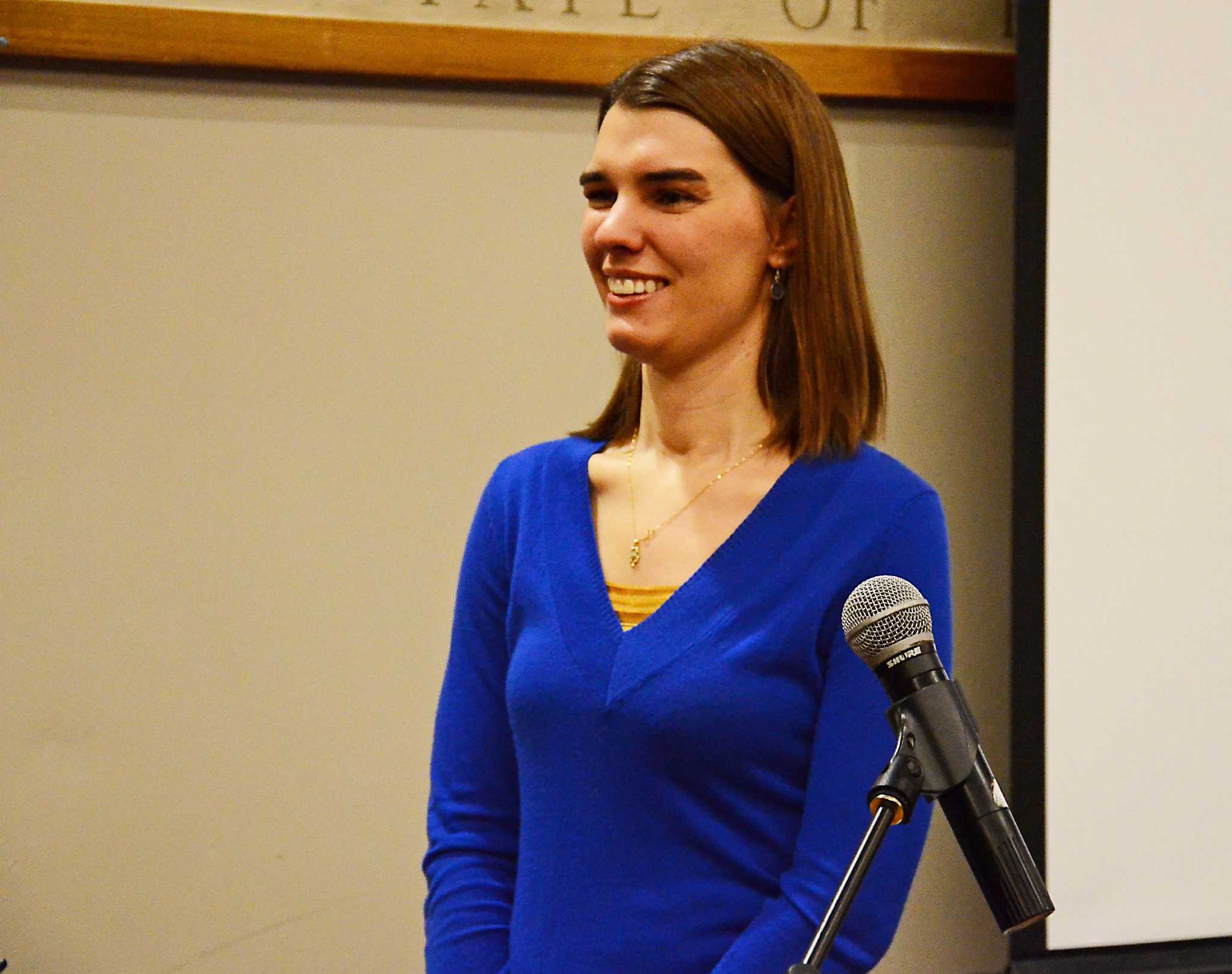 Crash victim reminds New Canaan of the dangers of distracted driving - Vimarsana News