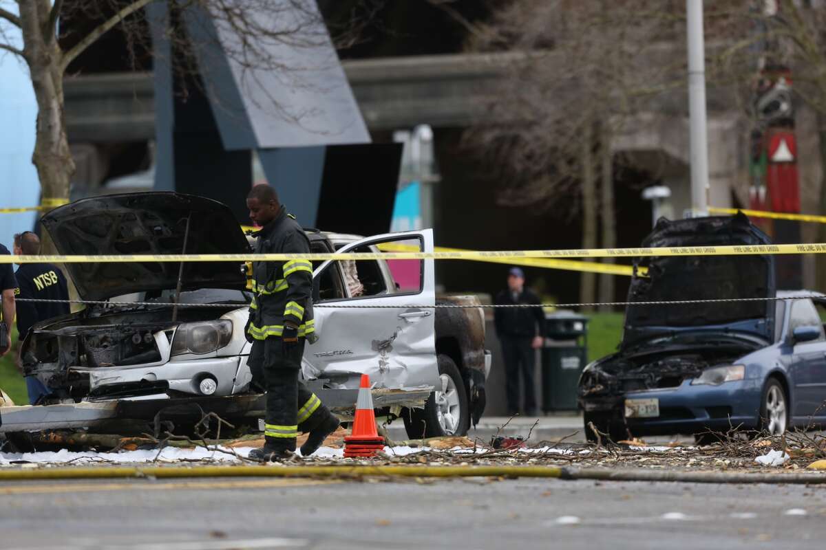 Helicopter crash kills 2 near Space Needle in Seattle