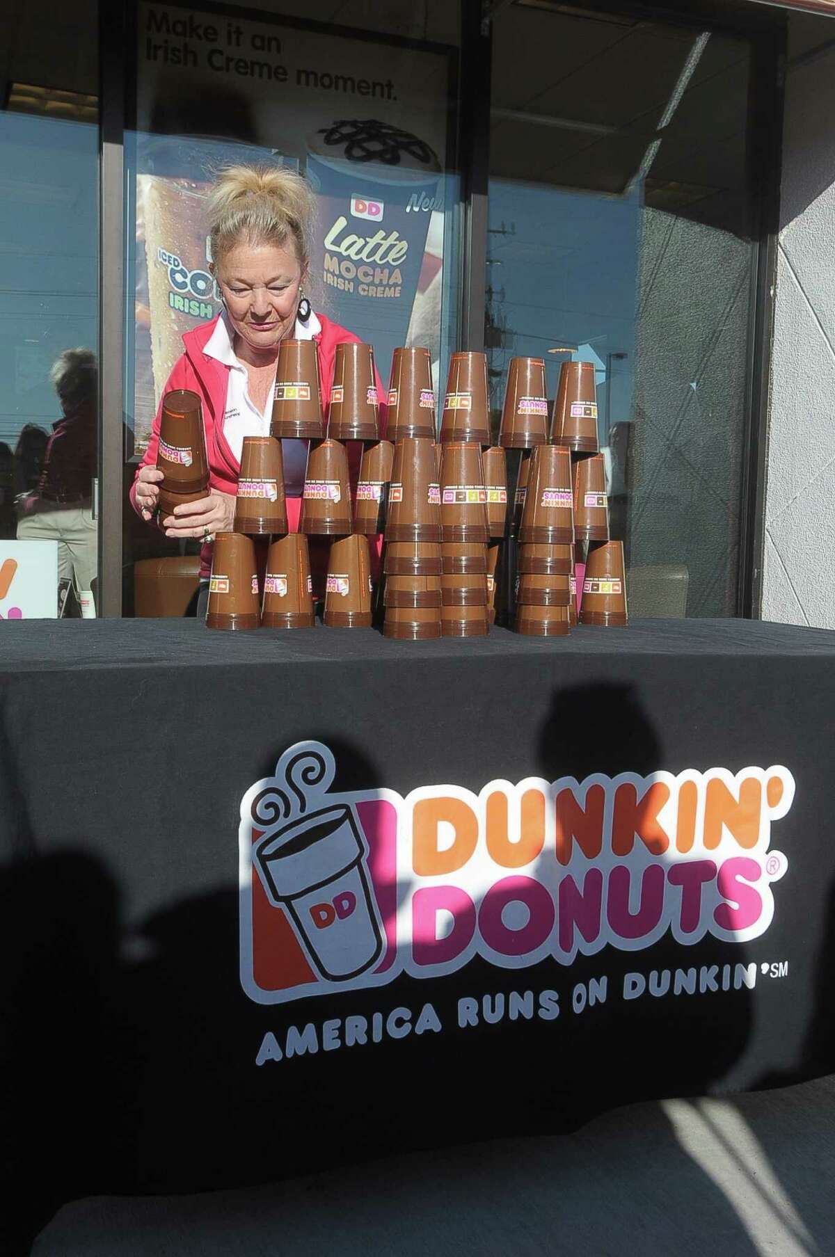 Dunkin' Donuts celebrates Katy opening