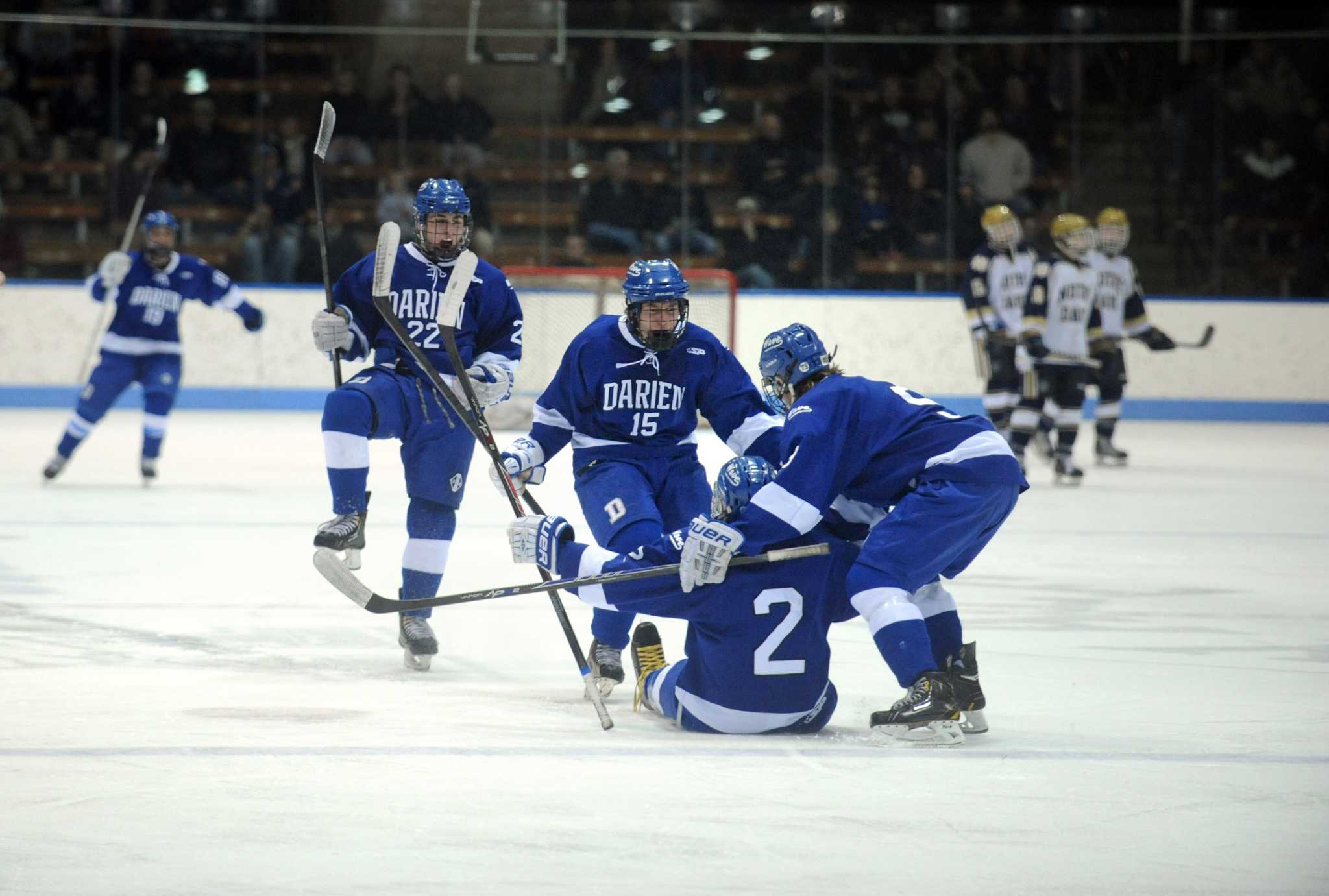 Darien beats ND-Fairfield 3-1 in Division I hockey semis
