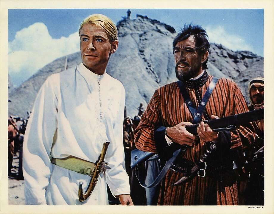 Peter Otoole In Lawrence Of Arabia He Was 9 Inches Taller Peter Otoole In Lawrence Of Arabia He Was 9 Inches Taller