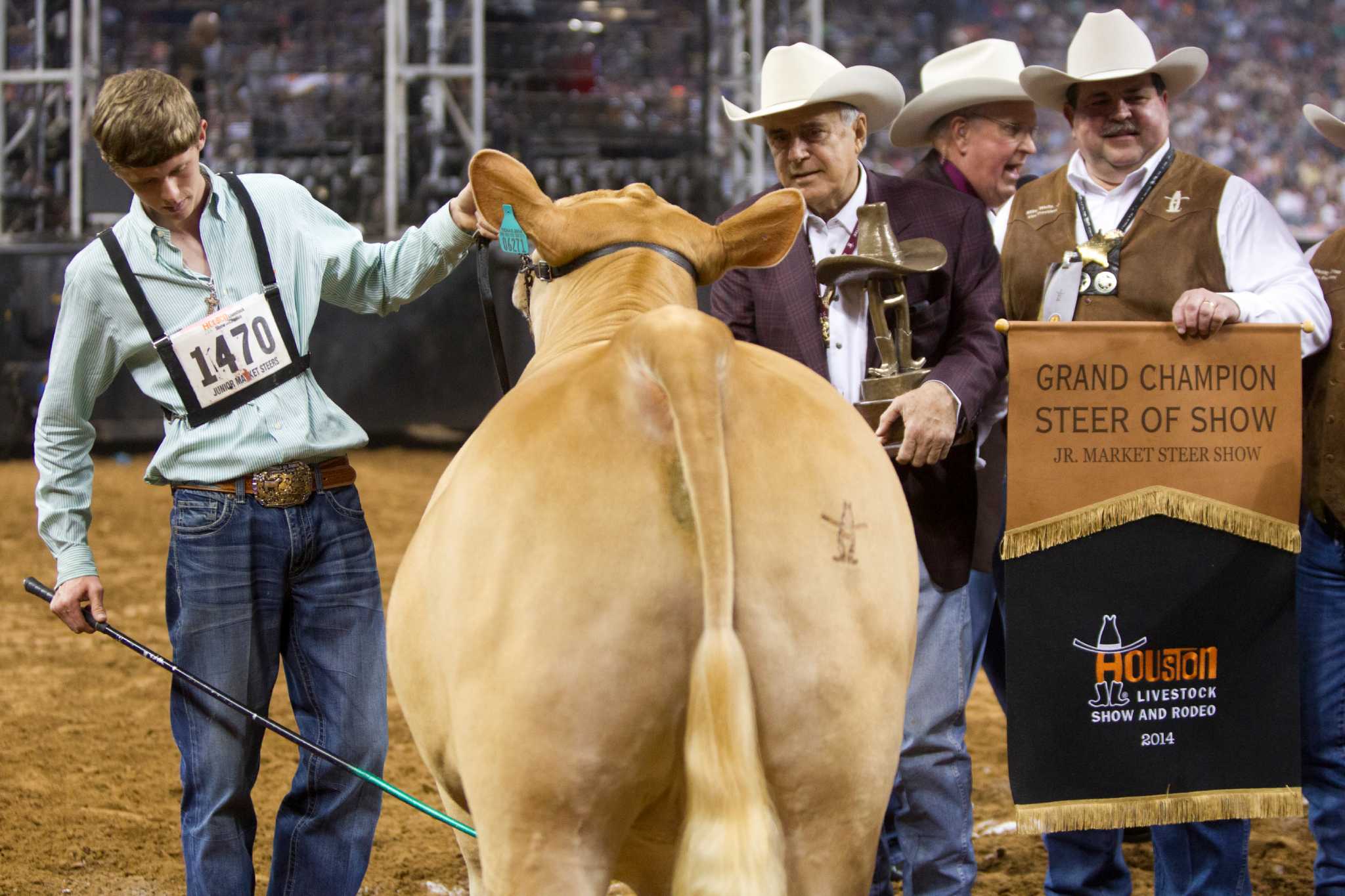 Stanton teen's top steer draws 400K at rodeo auction Houston Chronicle